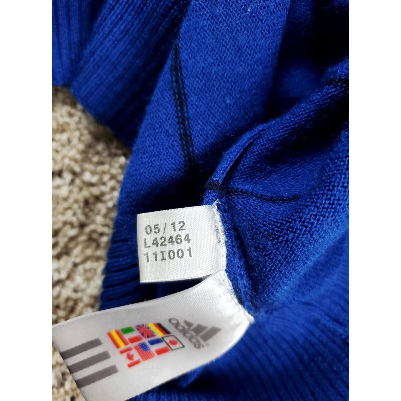 Adidas Adidas Knit Pullover XL Men Blue Striped V-Neck Long Sleeve Sweatshirt Knit Style Casual Pullover Logo Size US XL / EU 56 / 4 - 7 Thumbnail