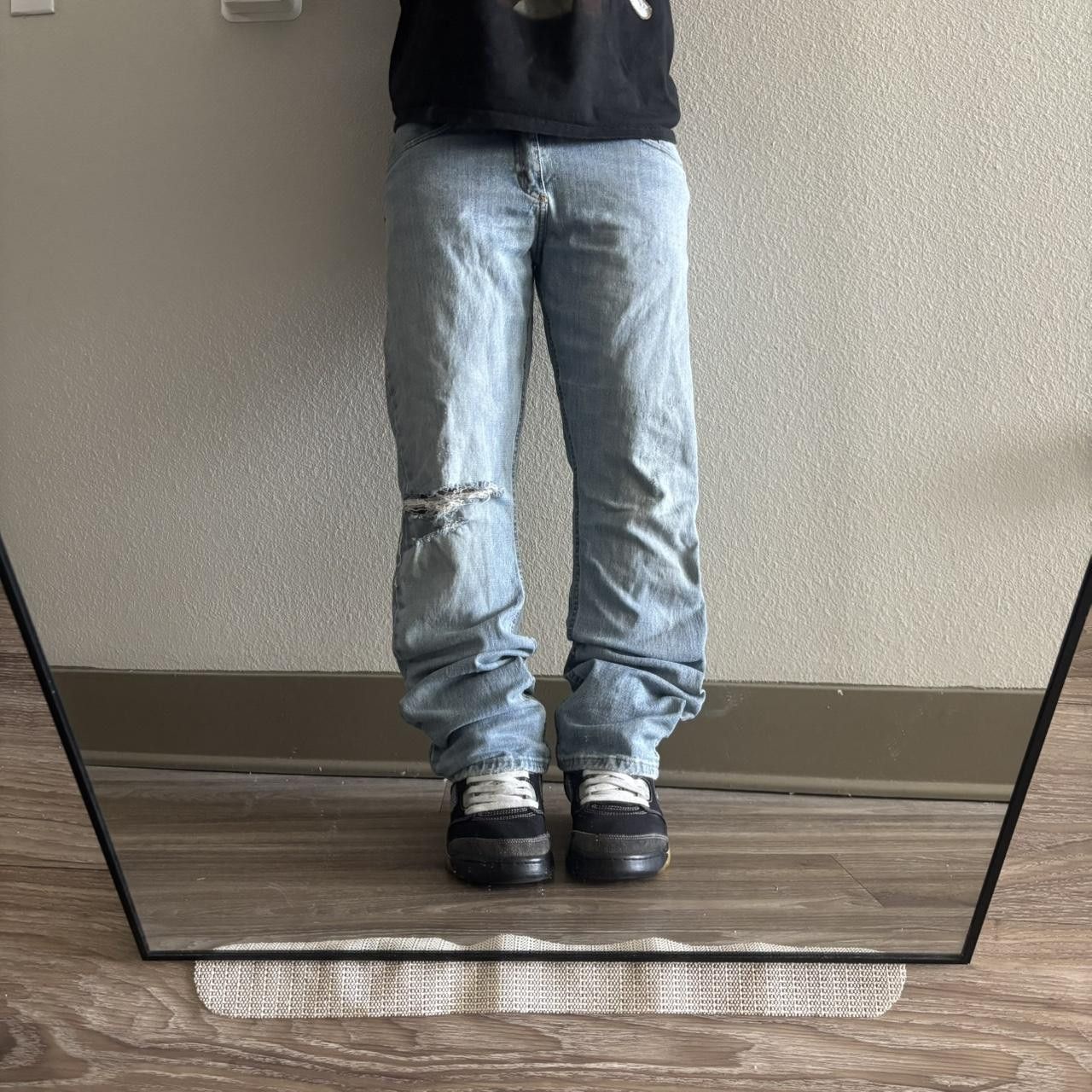 Vintage Crazy Vintage Y2K/2000s Grunge Light Wash Distressed Denim Jeans! 28x32 Size US 28 / EU 44 - 1 Thumbnail