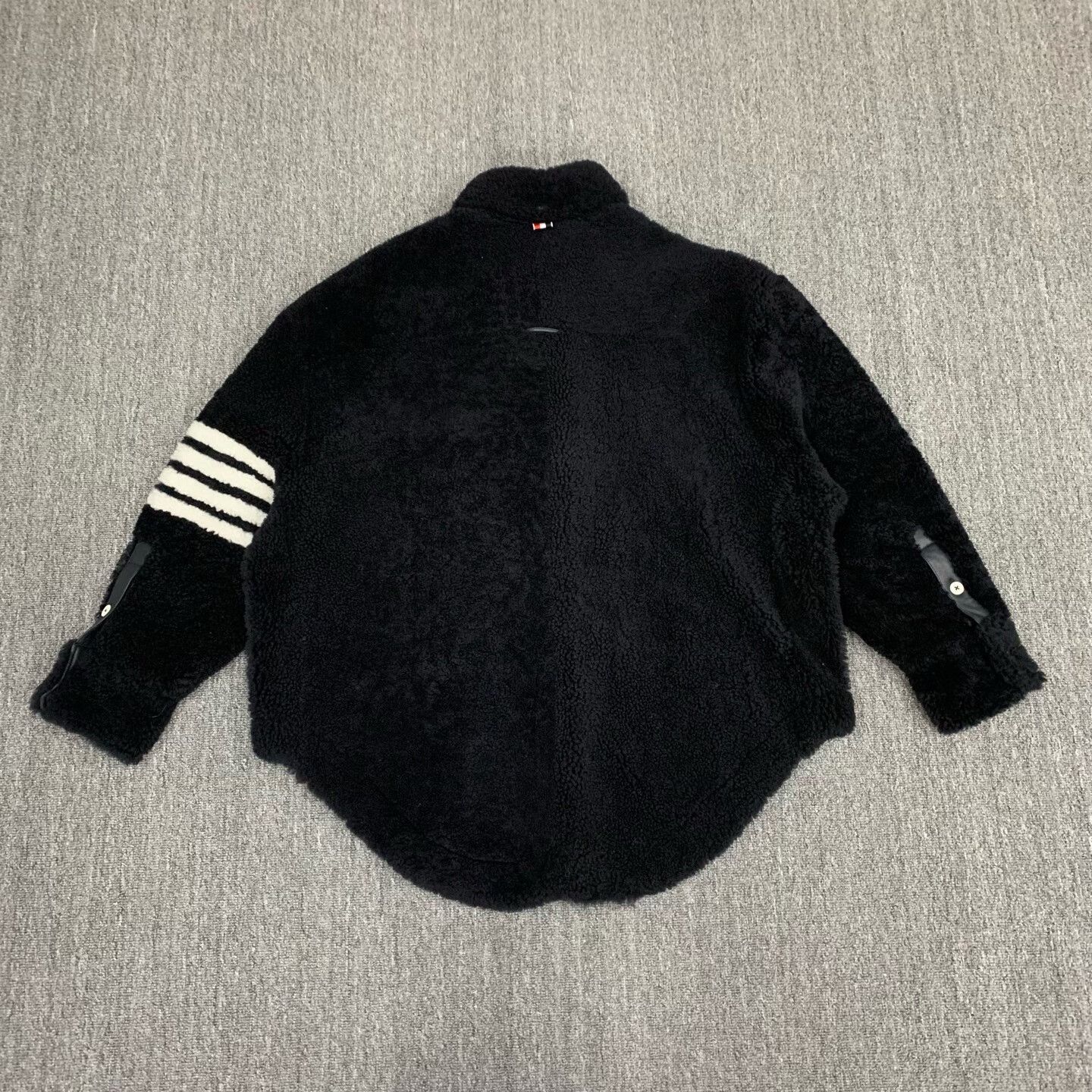 Thom Browne Thom Browne Black Striped Fur Jacket Size 46 Size US S / EU 44-46 / 1 - 2 Thumbnail