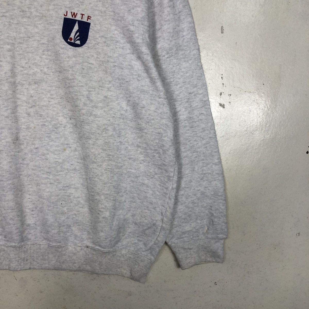 Japanese Brand 📌Vintage Sweatshirt Crewneck Asics Full Print Size US M / EU 48-50 / 2 - 7 Thumbnail