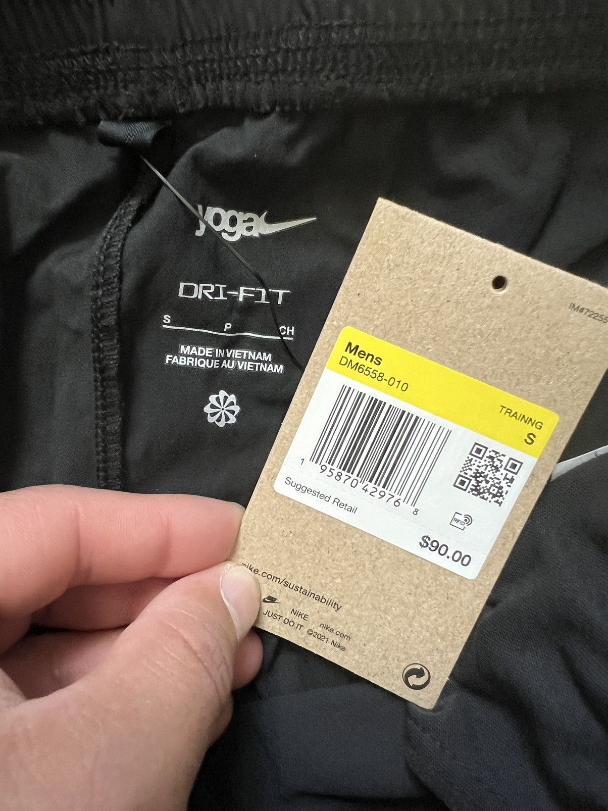 Nike Nike Yoga Woven Training Cuffed Jogger Pants Size US 28 / EU 44 - 2 Thumbnail