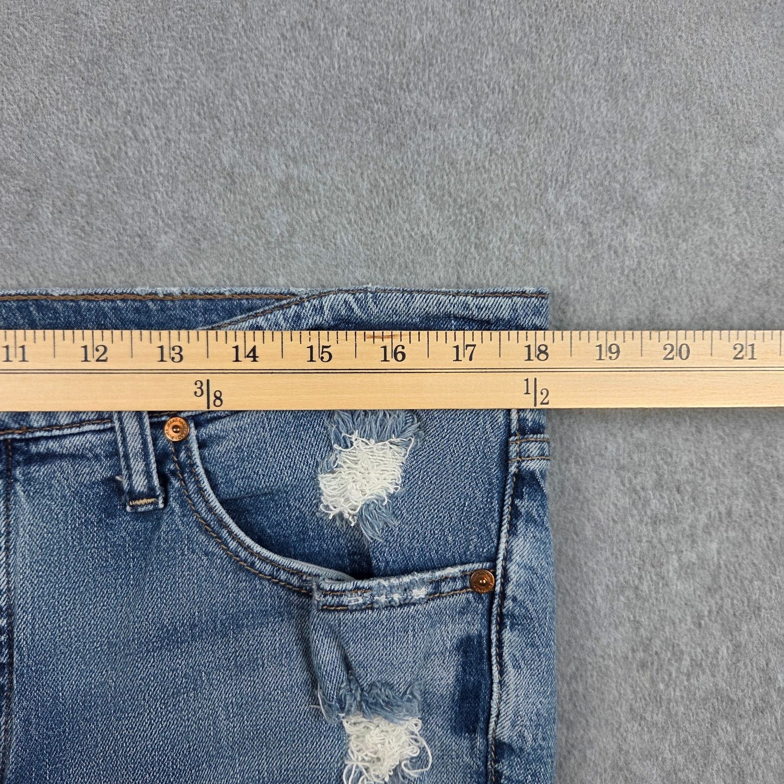 Silver Jeans Co. Silver Jeans 36x27 Not Your Boyfriends Distressed Raw Hem Size 36" / US 14 / IT 50 - 14 Thumbnail