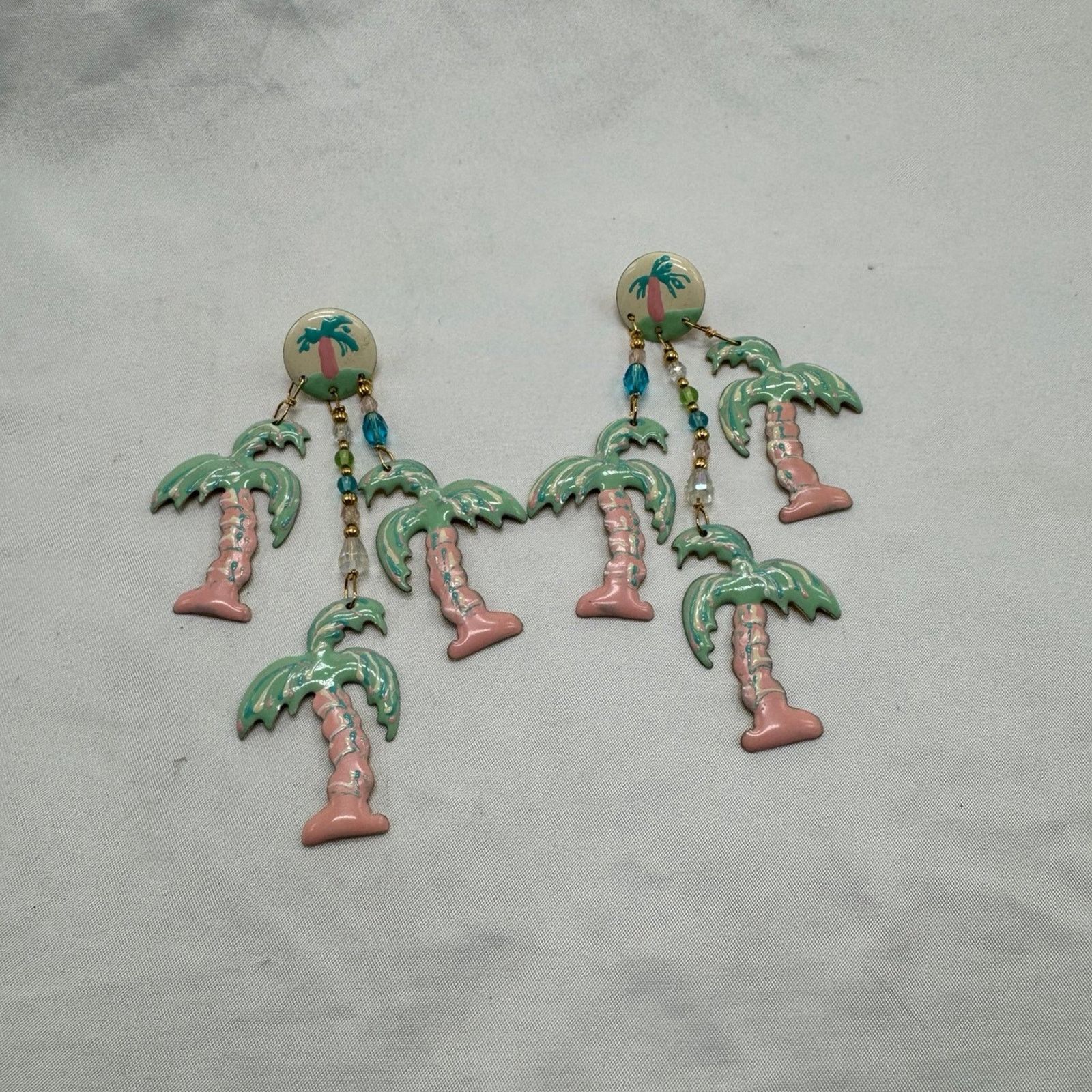 Other VTG Lunch at the Ritz enamel dangle earrings Size ONE SIZE - 2 Thumbnail