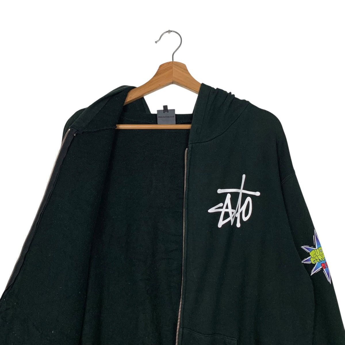 Japanese Brand TOMOYA SATOZAKI 22 Baseball Player Graphic Hoodies #1766-C78 Size US L / EU 52-54 / 3 - 12 Thumbnail