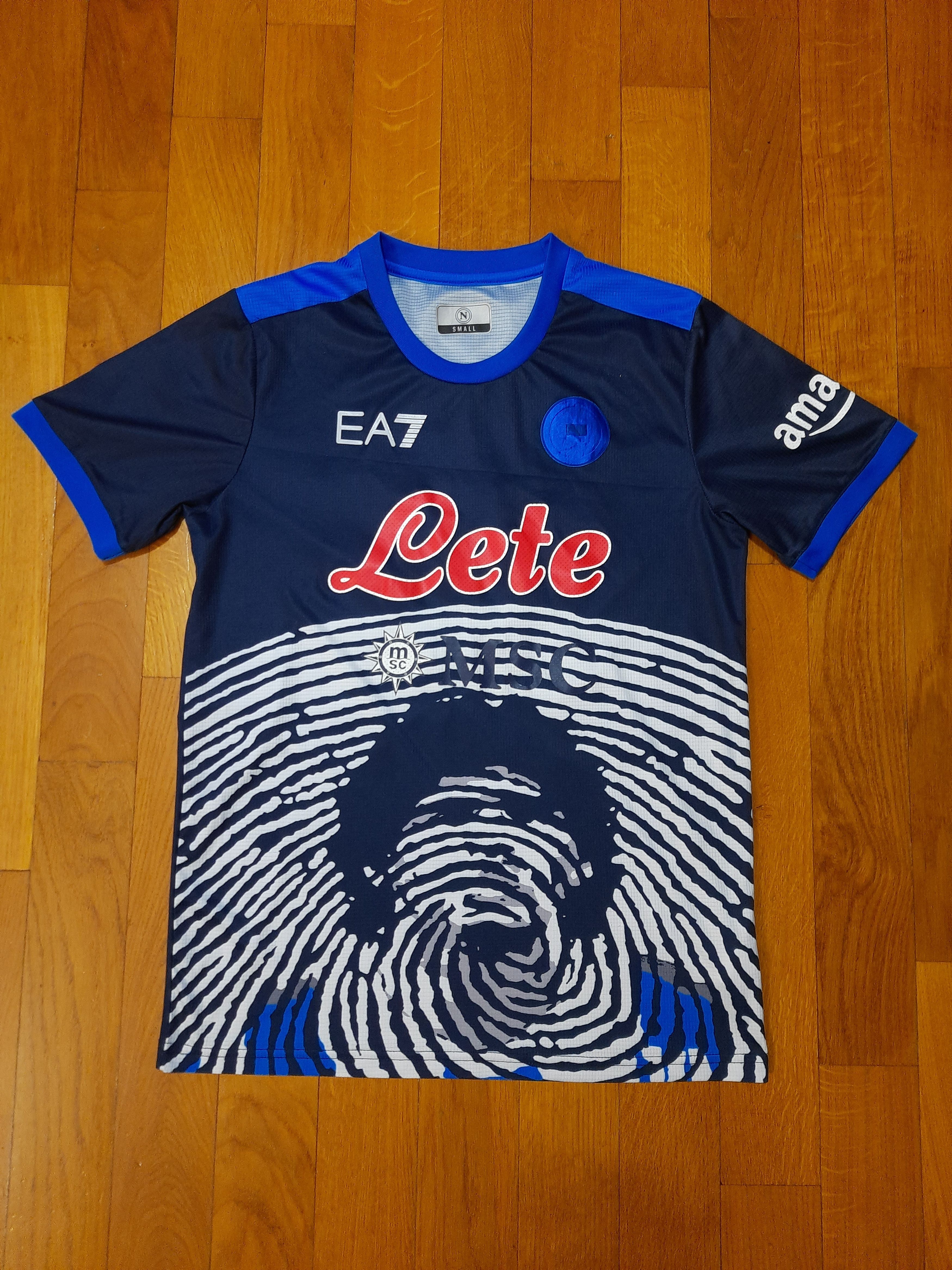 Other Ea7 armani Napoli Maradona Football Soccer Size US S / EU 44-46 / 1 - 1 Thumbnail