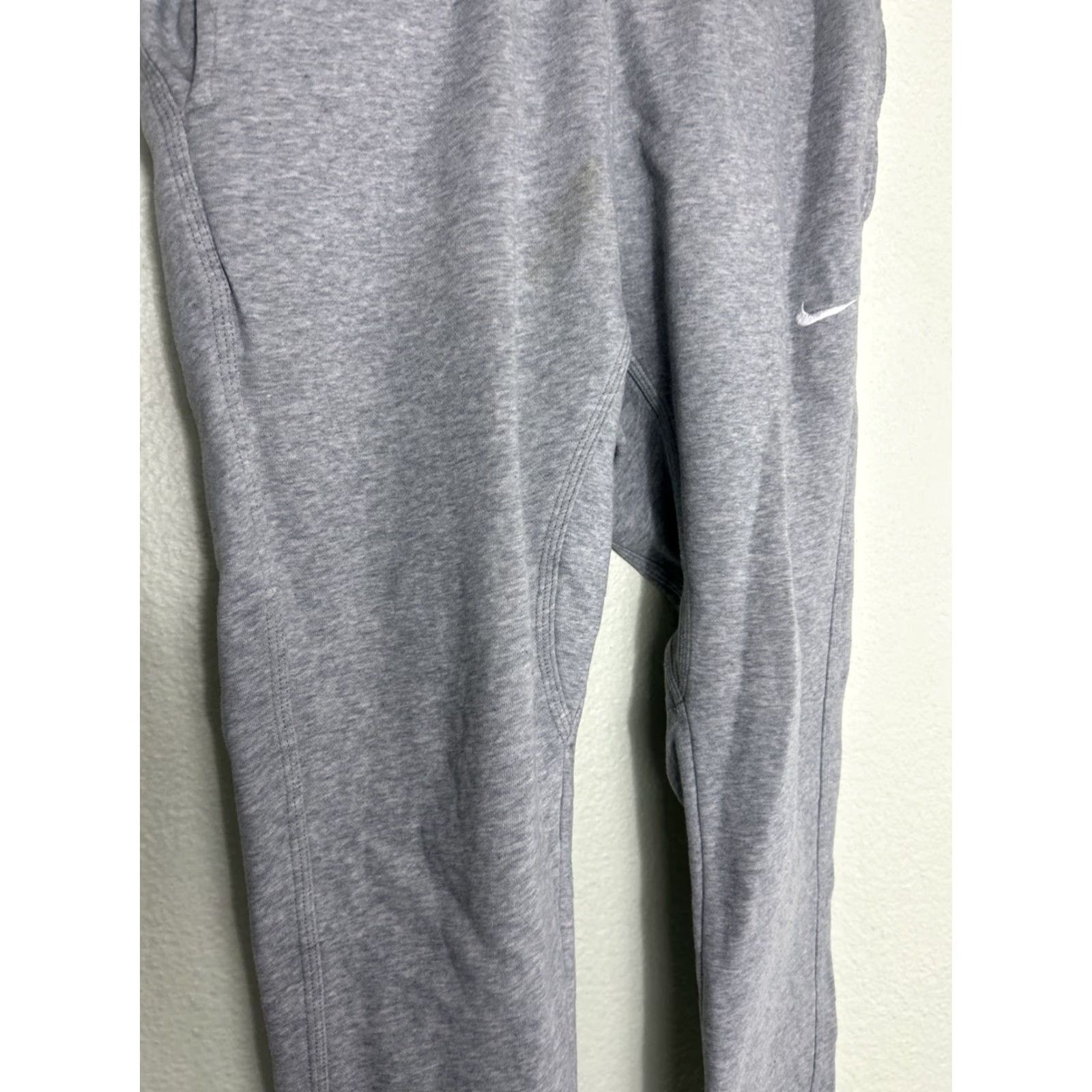Nike Nike Grey Sweat Pants Club Fleece Tapered Joggers Men Medium 826431-063 Tennis? Size US 31 - 3 Thumbnail