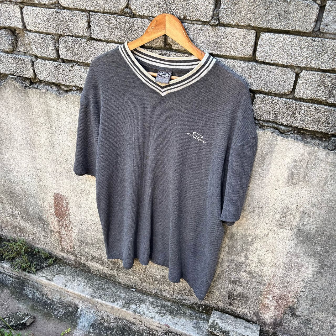 Oakley × Vintage Vintage V neck Oakley Shirt Size US XL / EU 56 / 4 - 4 Thumbnail
