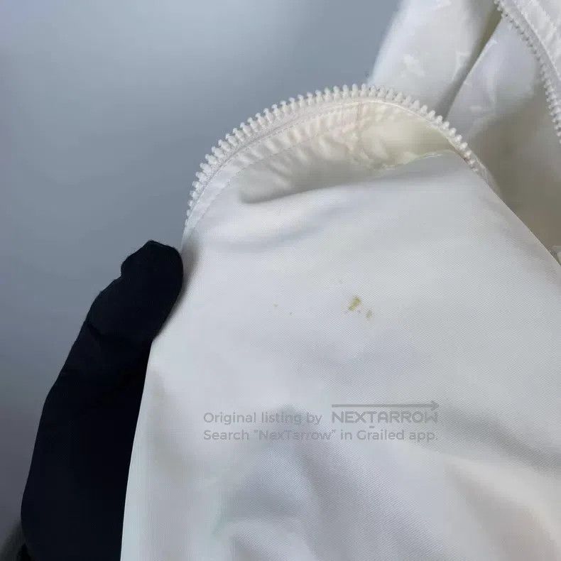 Louis Vuitton Louis Vuitton FW24 Pin Monogram Reversible Hooded Jacket Size US XL / EU 56 / 4 - 4 Thumbnail