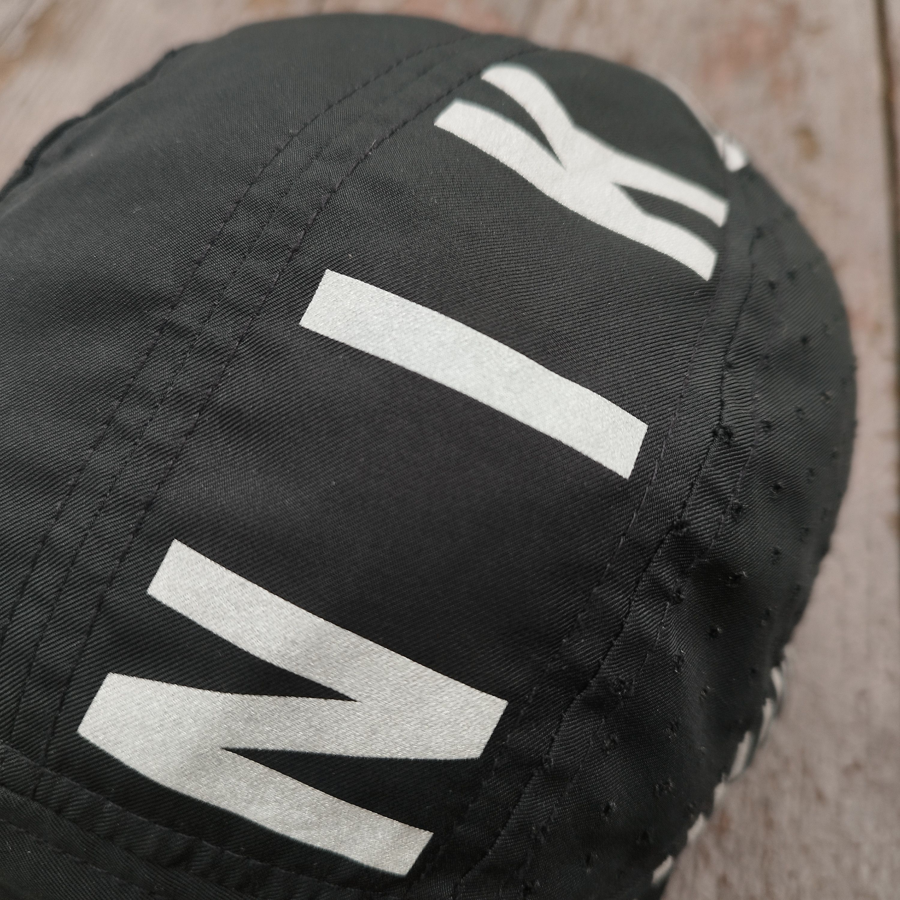 Nike Vintage Nike Running Cap 3M Reflective Spellout Techwear Size ONE SIZE - 6 Thumbnail