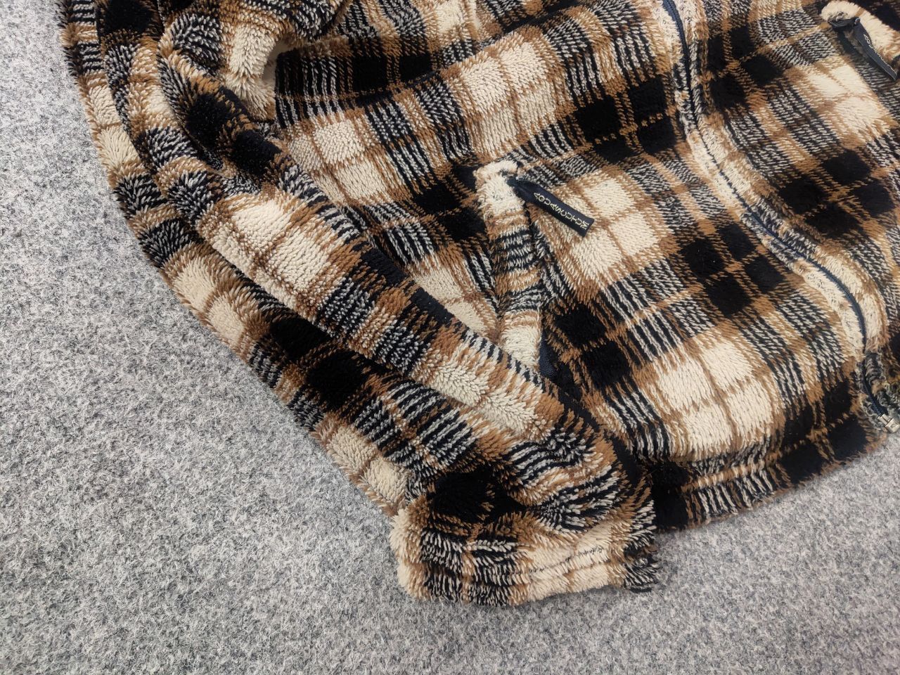 Aquascutum Vintage Aquascutum Zip-Up fleece brown check Sherpa jacket Size US L / EU 52-54 / 3 - 9 Thumbnail