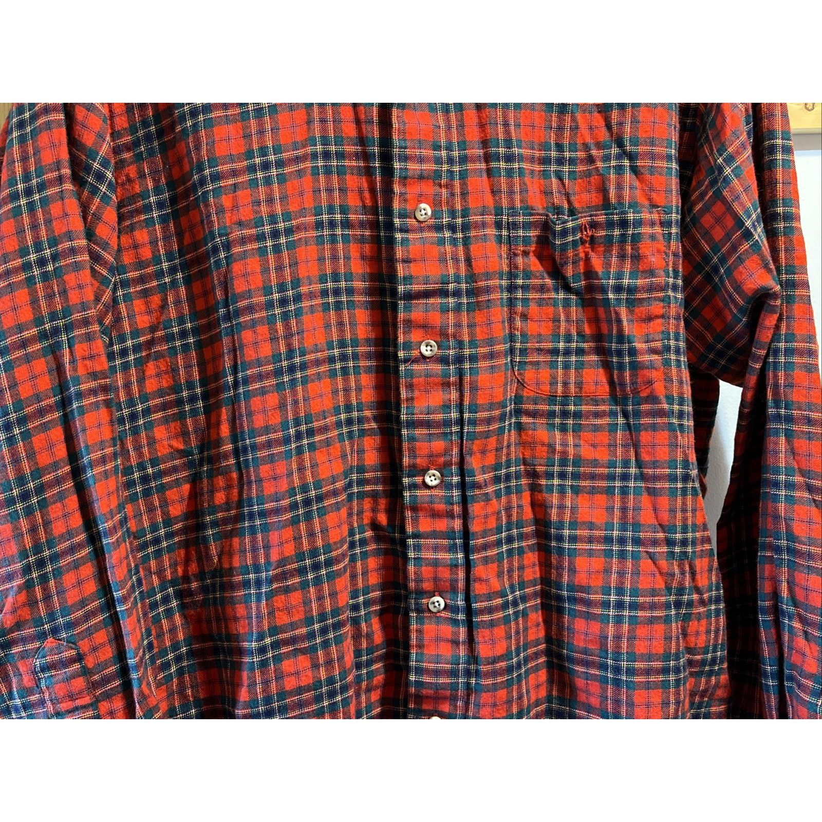 Viyella Viyella Vintage Wool Cotton Blend Shirt Mens L Red Plaid LS Size US L / EU 52-54 / 3 - 6 Thumbnail