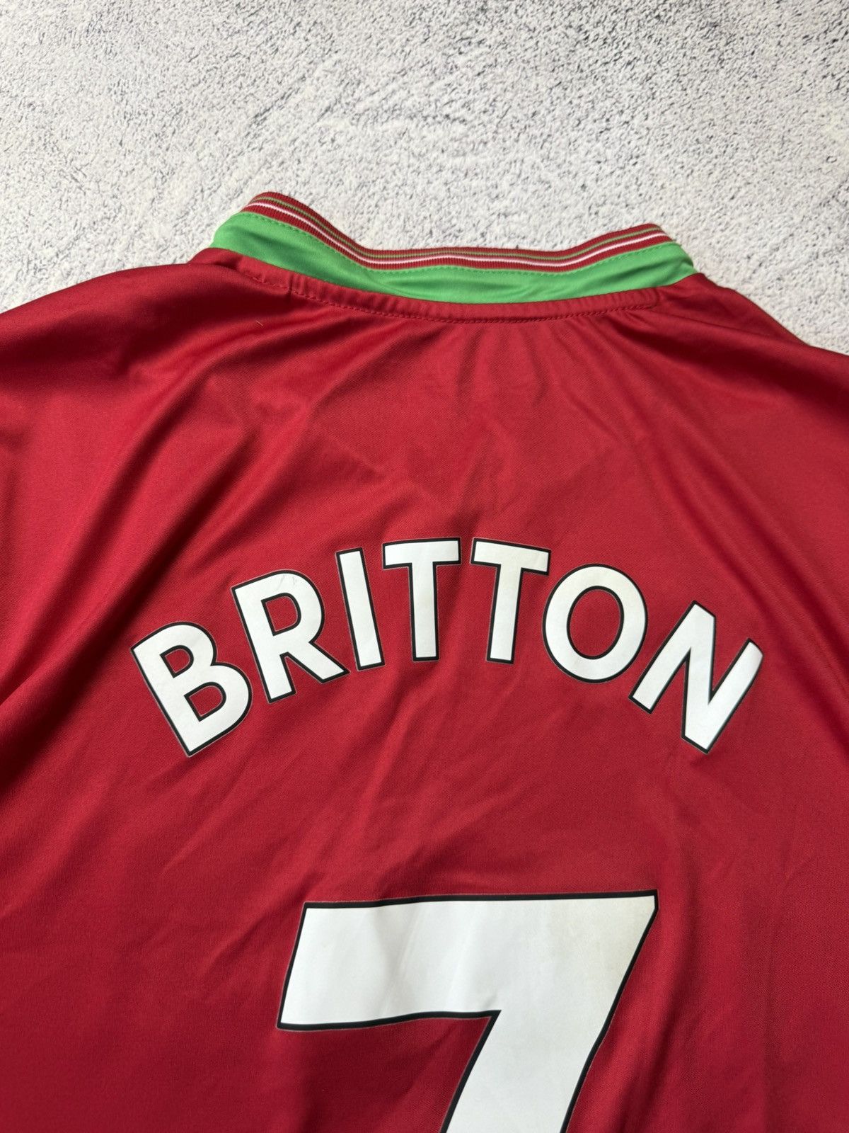Vintage Mens FC SWANSEA CITY #7 Britton 2017 SOCCER FOOTBALL JERSEY Size US XL / EU 56 / 4 - 22 Thumbnail