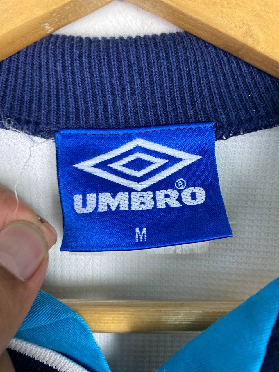 Umbro vintage umbro england 96 jersey nice design Size US M / EU 48-50 / 2 - 2 Thumbnail