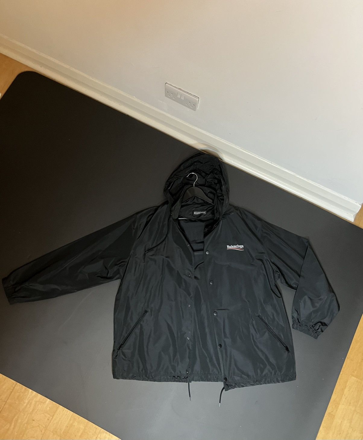 Balenciaga Balenciaga Political Logo jacket Size US S / EU 44-46 / 1 - 5 Thumbnail