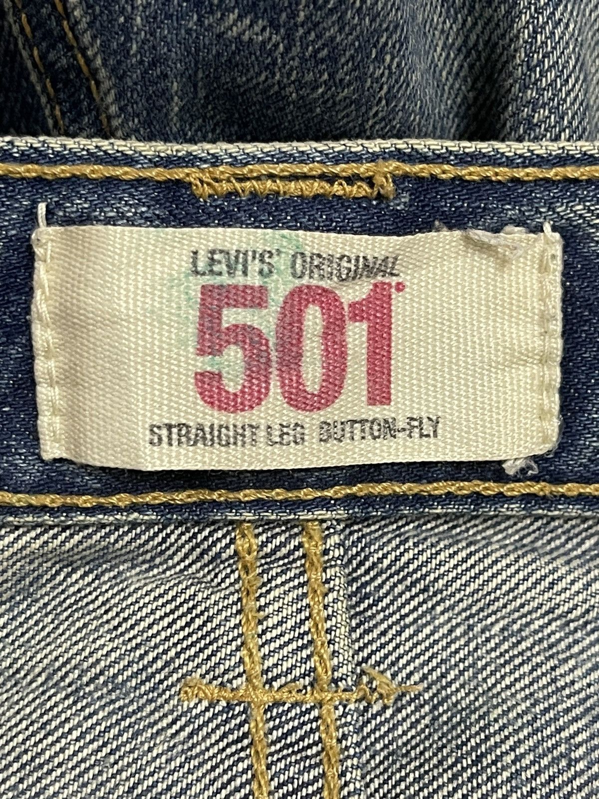 Levi's Vintage Levis 501 Blue Faded Wash Distress Style Jeans Size US 36 / EU 52 - 10 Thumbnail