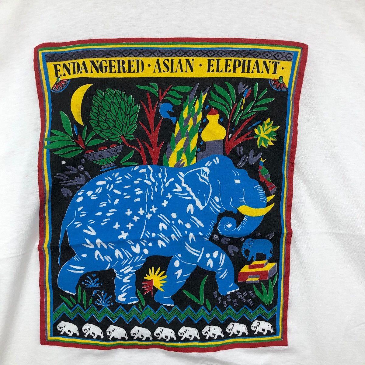 Vintage Vintage 80s Endangered Asian Elephant Illustration T Shirt Size US XL / EU 56 / 4 - 3 Thumbnail