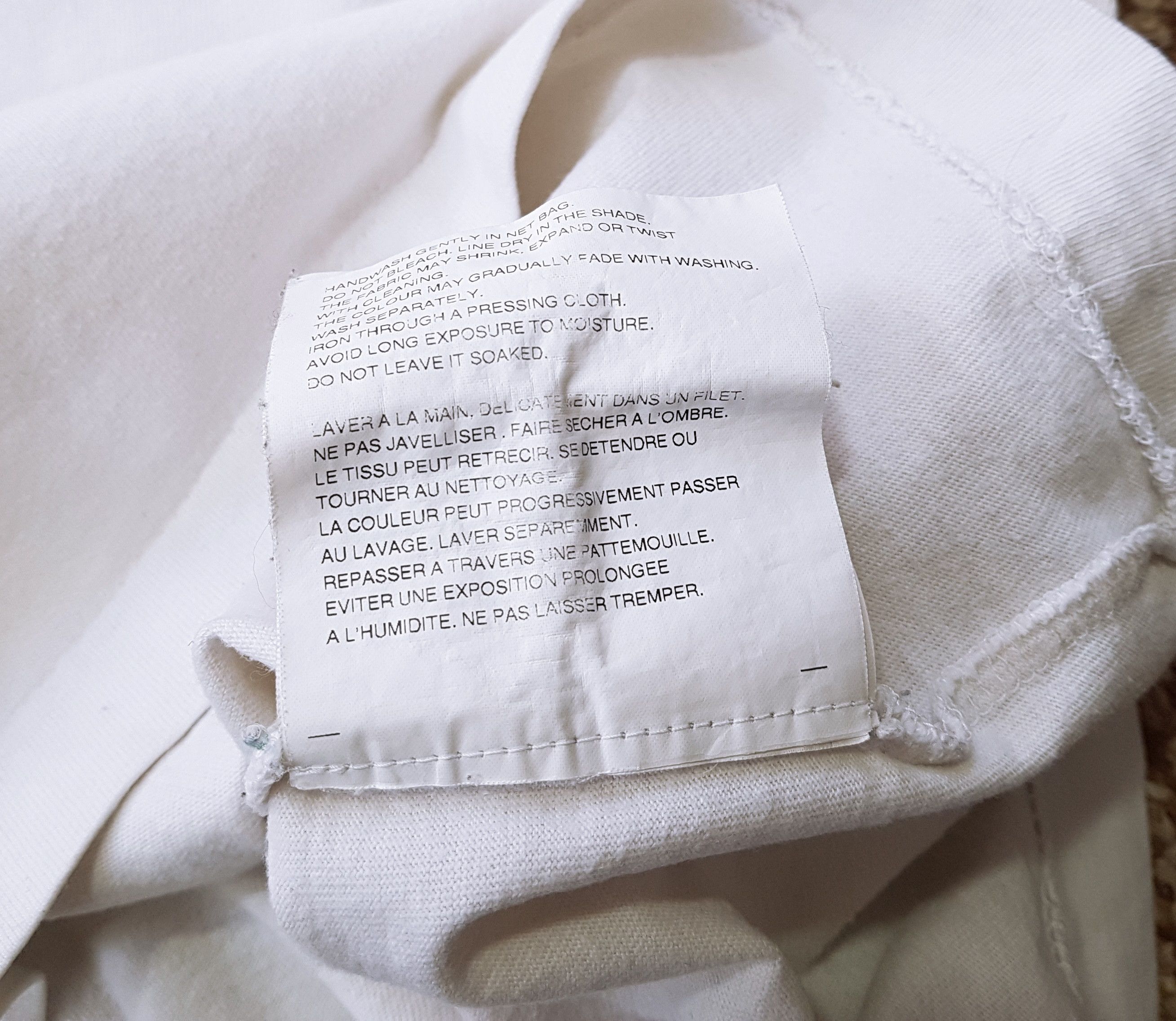 Comme des Garcons PLAY Comme des Garcons PLAY CDG T Shirt made in Japan sz M Size US M / EU 48-50 / 2 - 15 Thumbnail