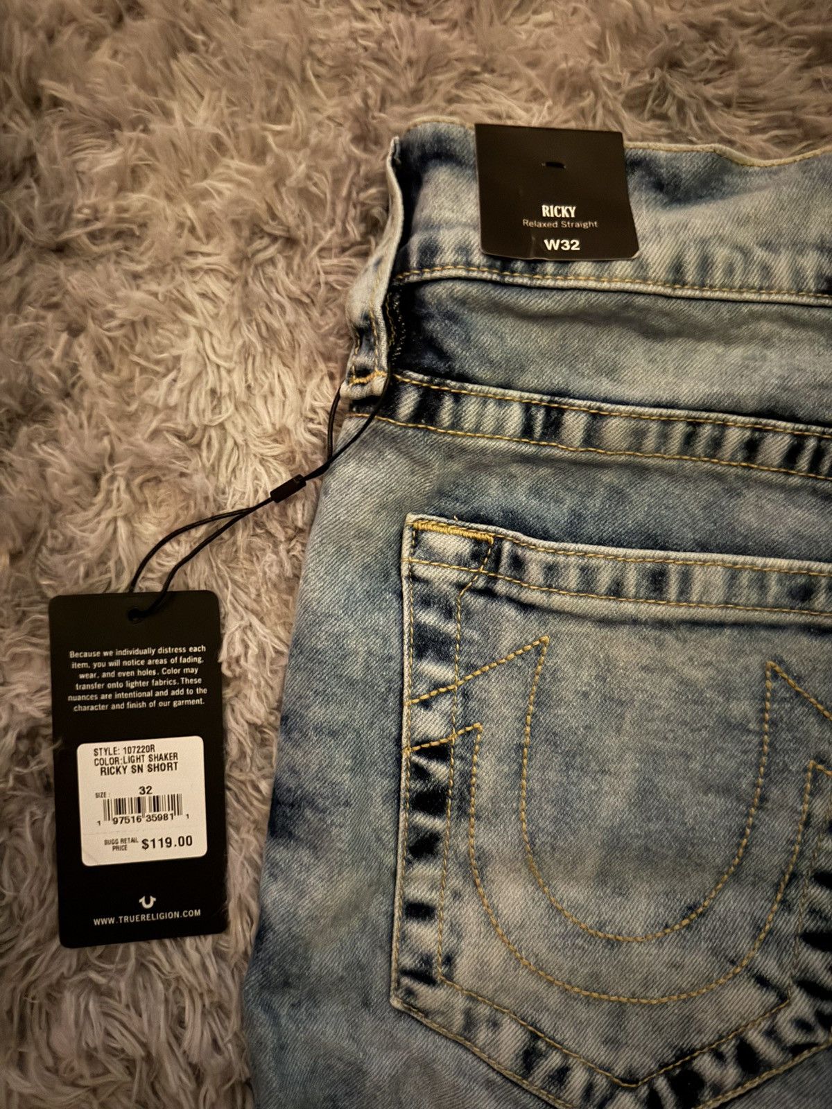 True Religion True Religion Light Blue Distressed Denim Shorts DS Size 32 Size US 32 / EU 48 - 4 Thumbnail