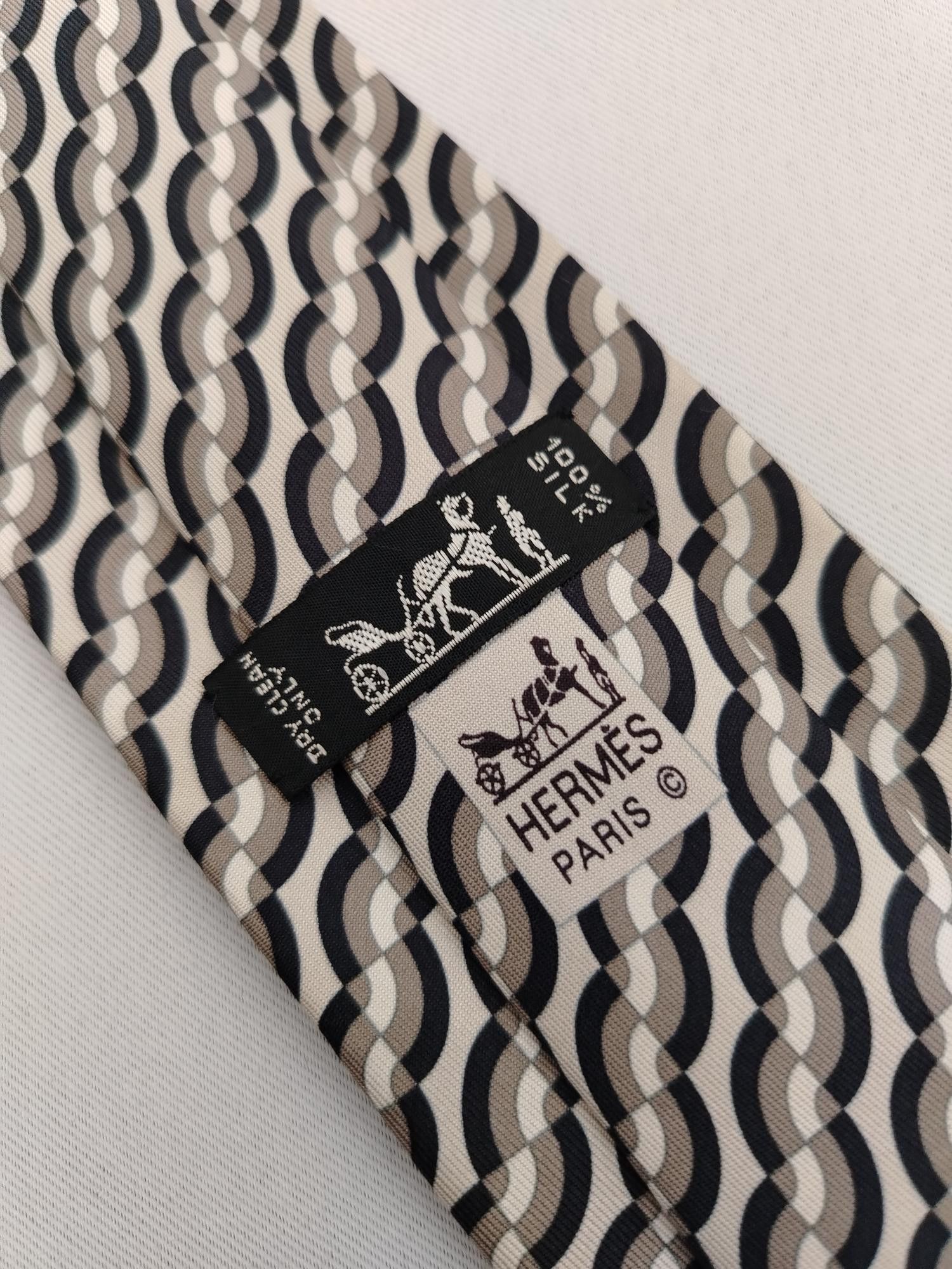 Hermes Hermes Paris 5374 OA Silk Necktie Geometric Pattern Men Tie Size ONE SIZE - 6 Thumbnail