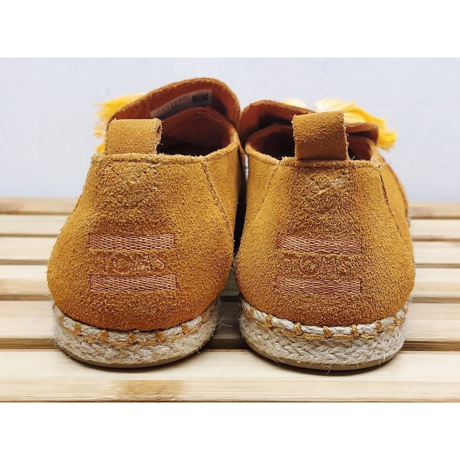 Toms TOMS Womens | Brown | Tassled Suede Slip On Shoes Size 8.5 Size US 8.5 / IT 38.5 - 7 Thumbnail