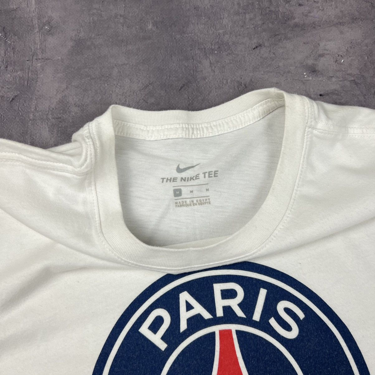 Nike Rare! Paris Saint Germain Nike PSG Big Logo Soccer Tee Size US M / EU 48-50 / 2 - 8 Thumbnail