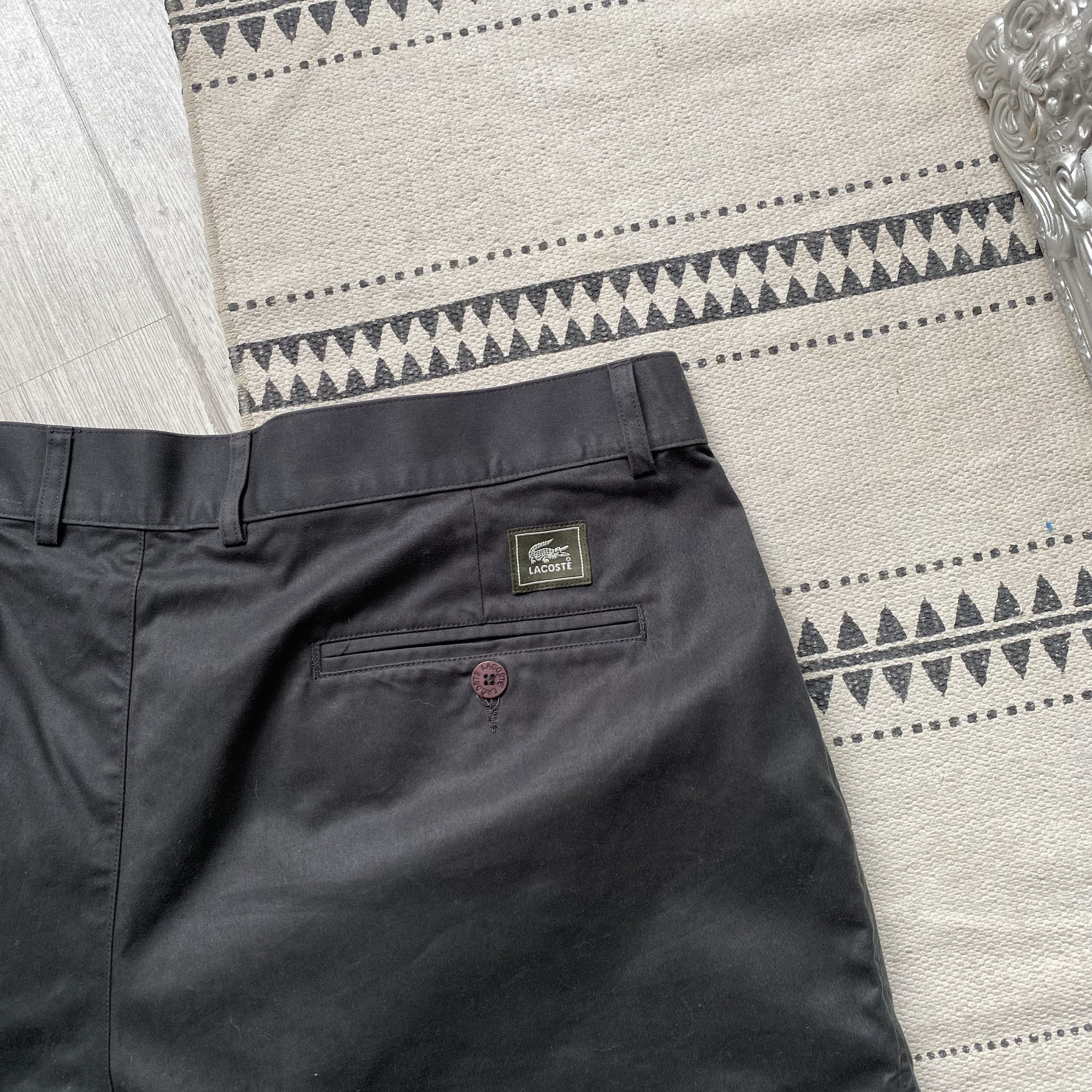 Lacoste Vintage 90s Lacoste classic Short oldmoney Size US 34 / EU 50 - 9 Thumbnail