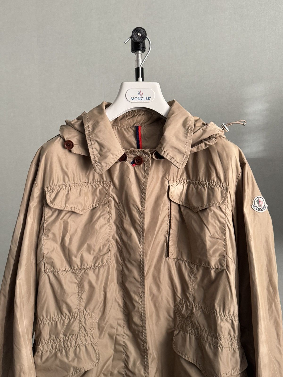 Moncler Moncler nylon shimmering jacket size 4 Size L / US 10 / IT 46 - 2 Thumbnail