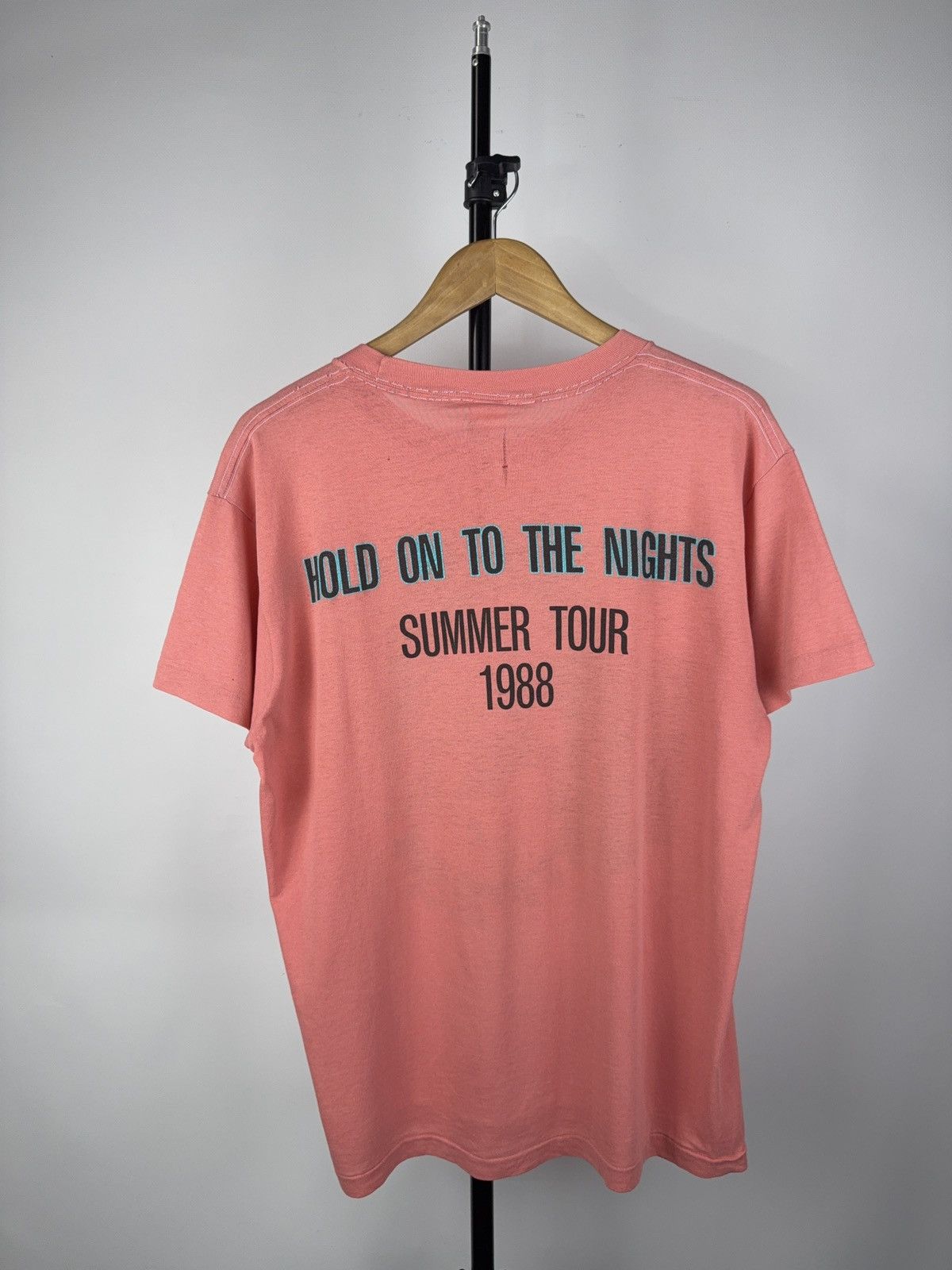 Band Tees Rare 1988 Richard Marx Tour Tee Pink Cracked Print USA Size US L / EU 52-54 / 3 - 9 Thumbnail