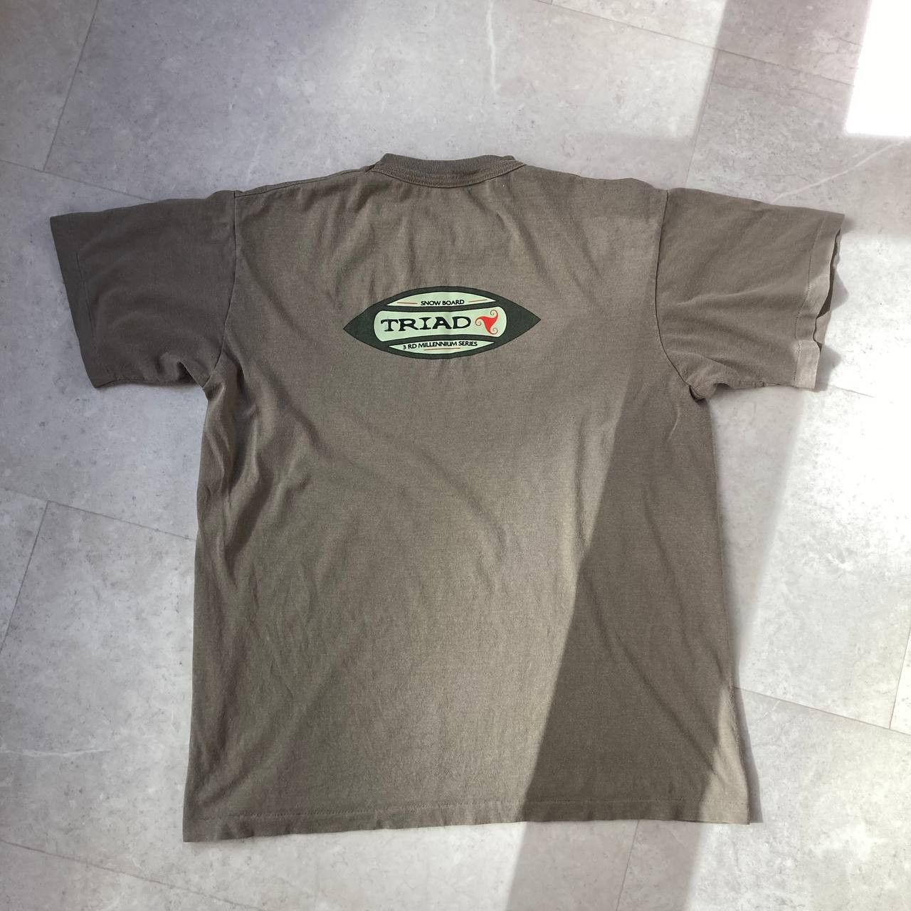 Burton Vintage 90s TRIAD Snowboard 3rd Millennium Series Tee Size US M / EU 48-50 / 2 - 2 Thumbnail