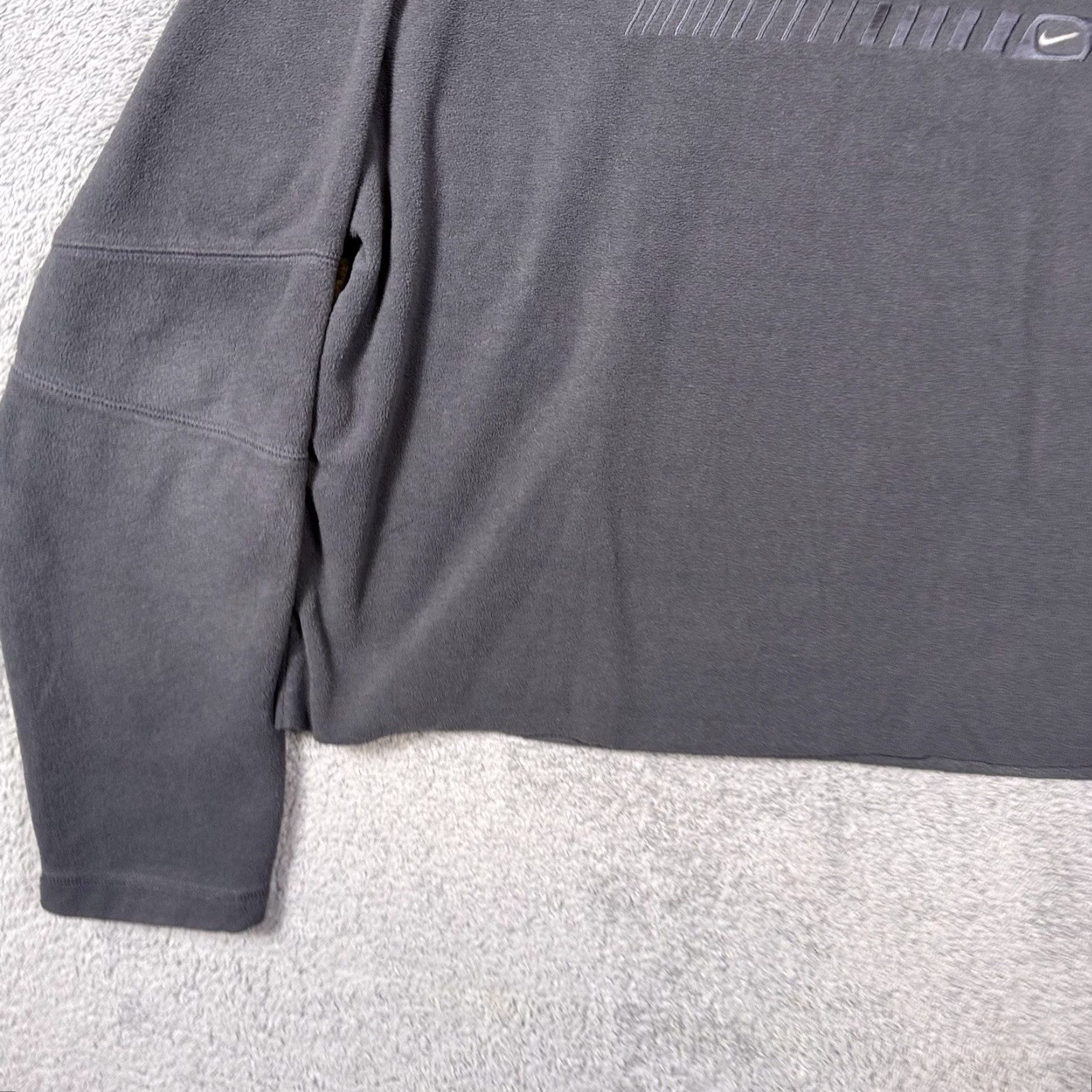 Nike VINTAGE Nike Sweatshirt Mens L Center Swoosh Y2K Silver Tag Cropped Fleece 90s Size US L / EU 52-54 / 3 - 3 Thumbnail