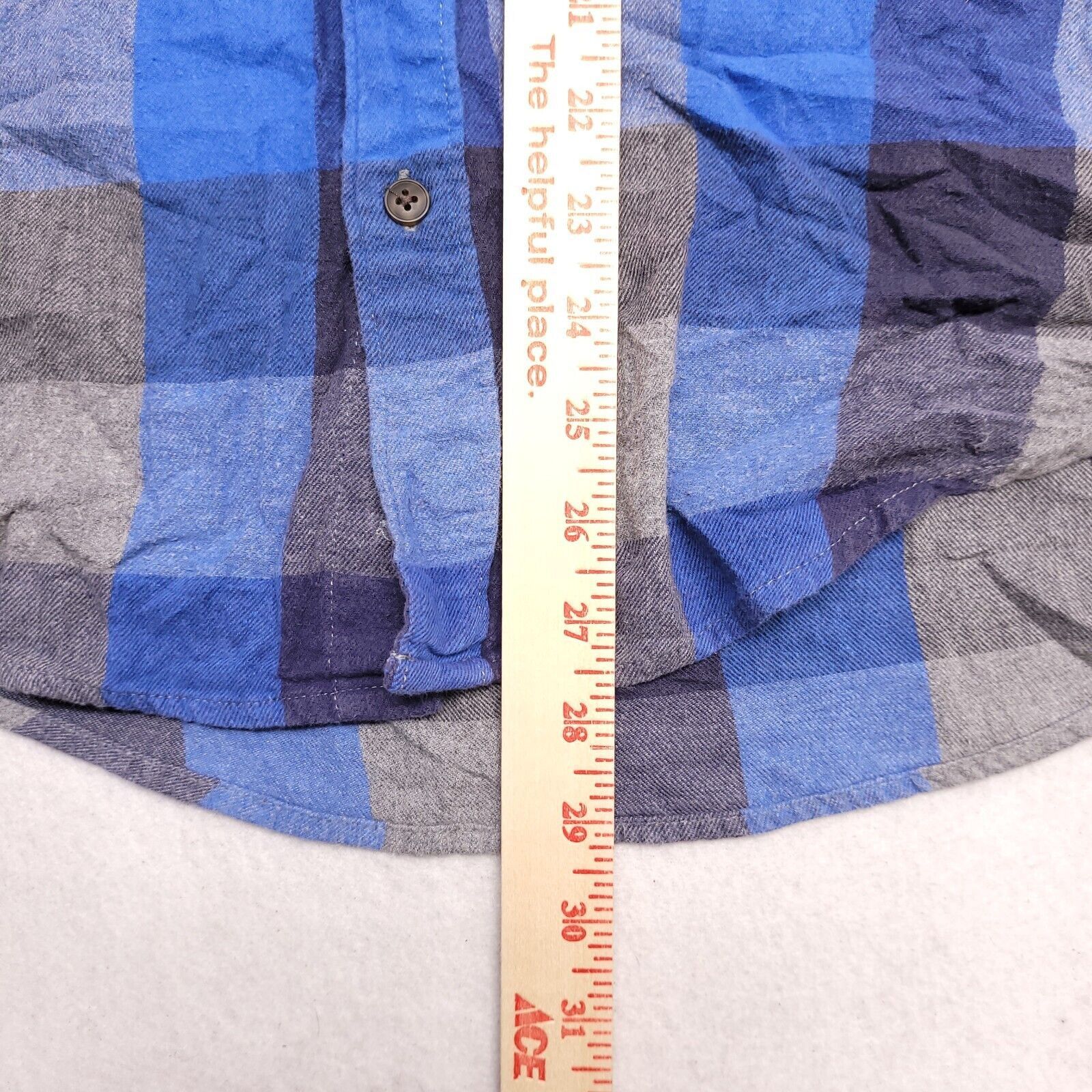 Urban Pipeline Urban Pipeline Gigham Flannel Shirt Mens Size L Blue Gray Size US L / EU 52-54 / 3 - 8 Thumbnail