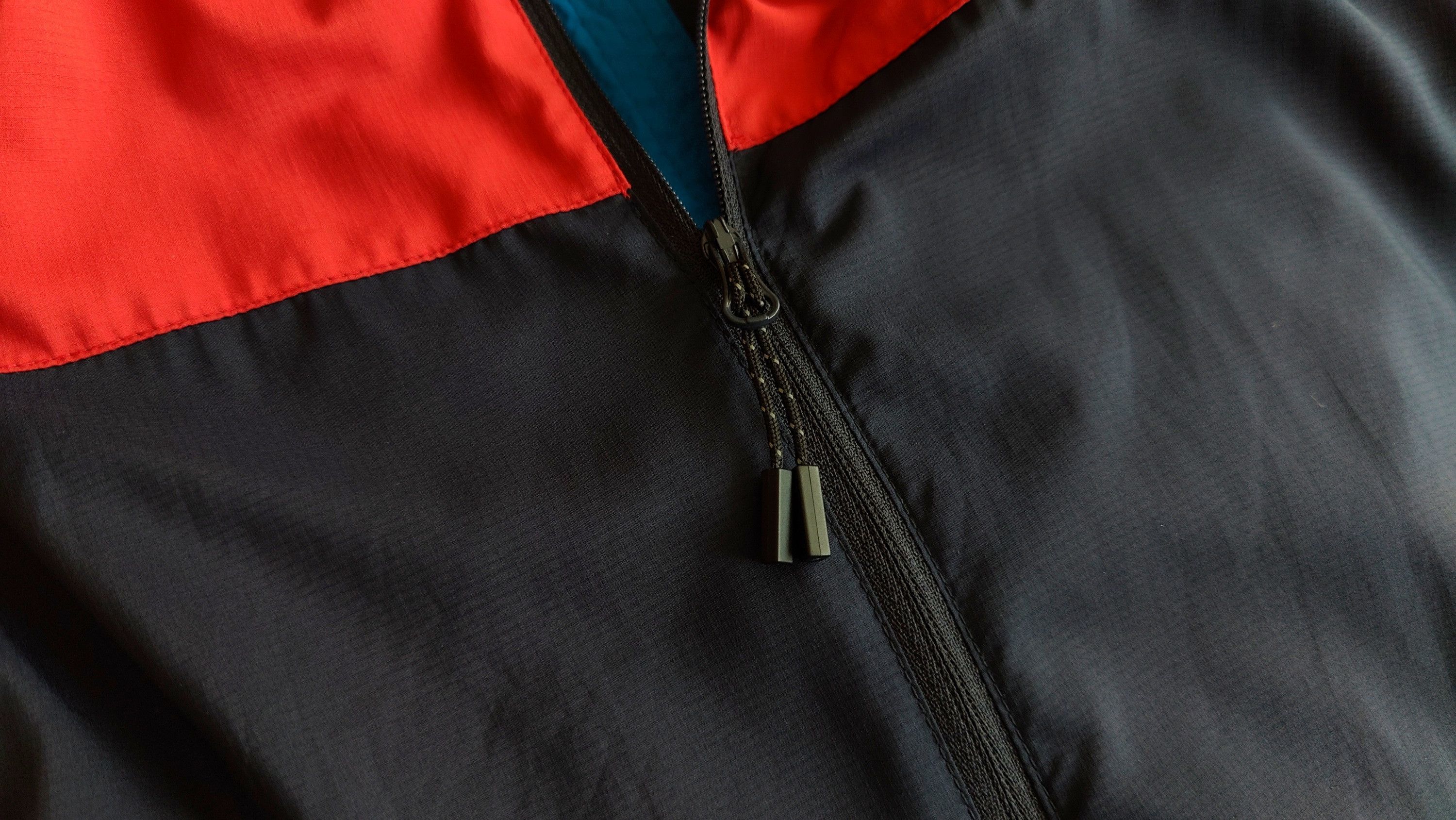 JW Anderson × Uniqlo JW Anderson x Uniqlo Windbreaker Ultralight jacket Size US S / EU 44-46 / 1 - 5 Thumbnail