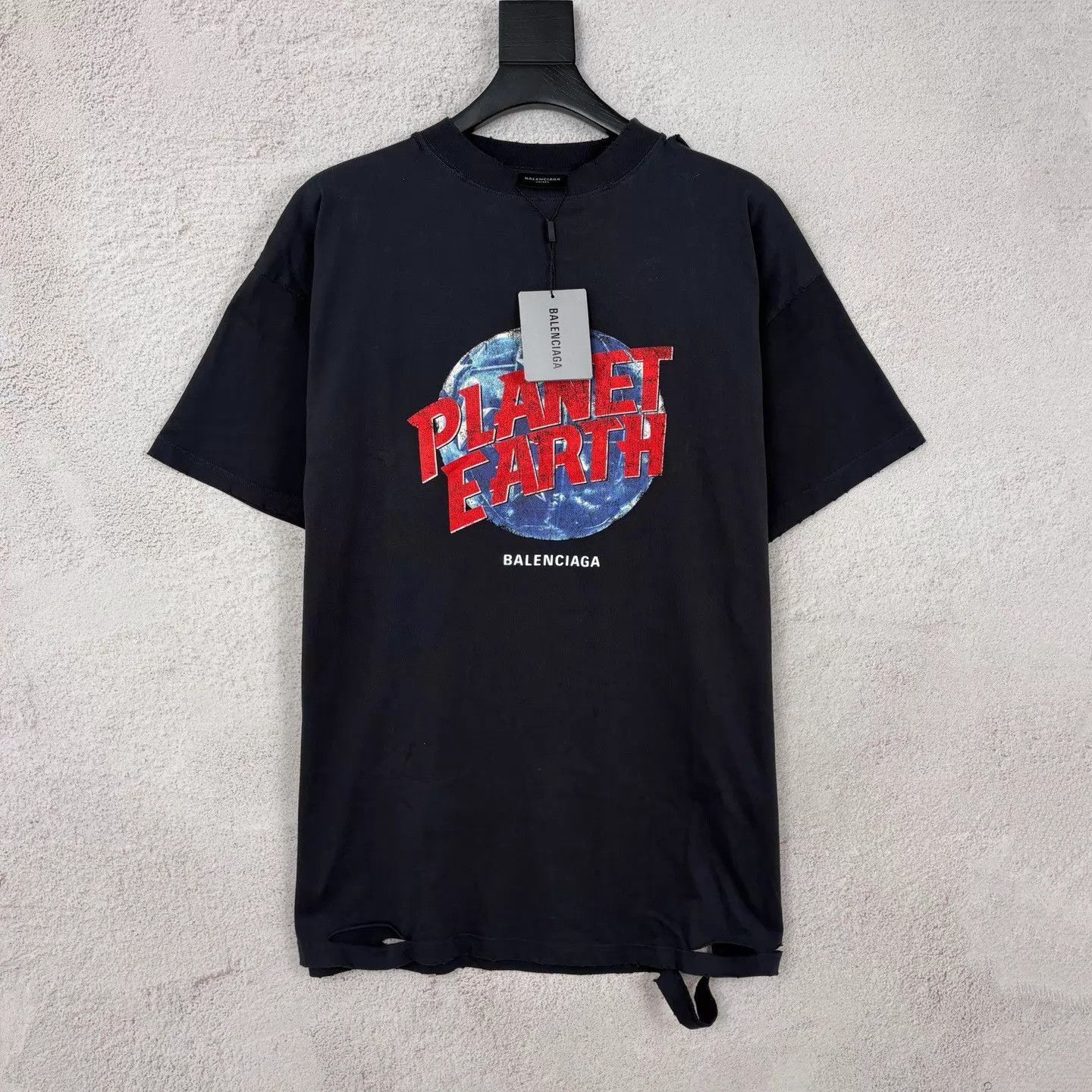Balenciaga Balenciaga Black Earth Print Ripped SS Tee 2 New Size US M / EU 48-50 / 2 - 1 Thumbnail