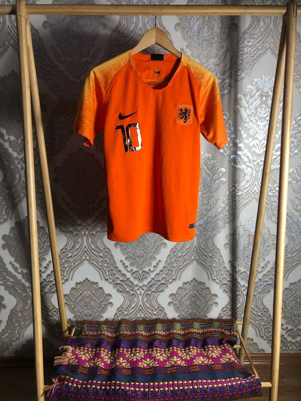 Vintage VERY RARE NIKE NETHERLANDS SOCCER JERSEY BLOKE Y2K RETRO 90d Size US S / EU 44-46 / 1 - 3 Thumbnail