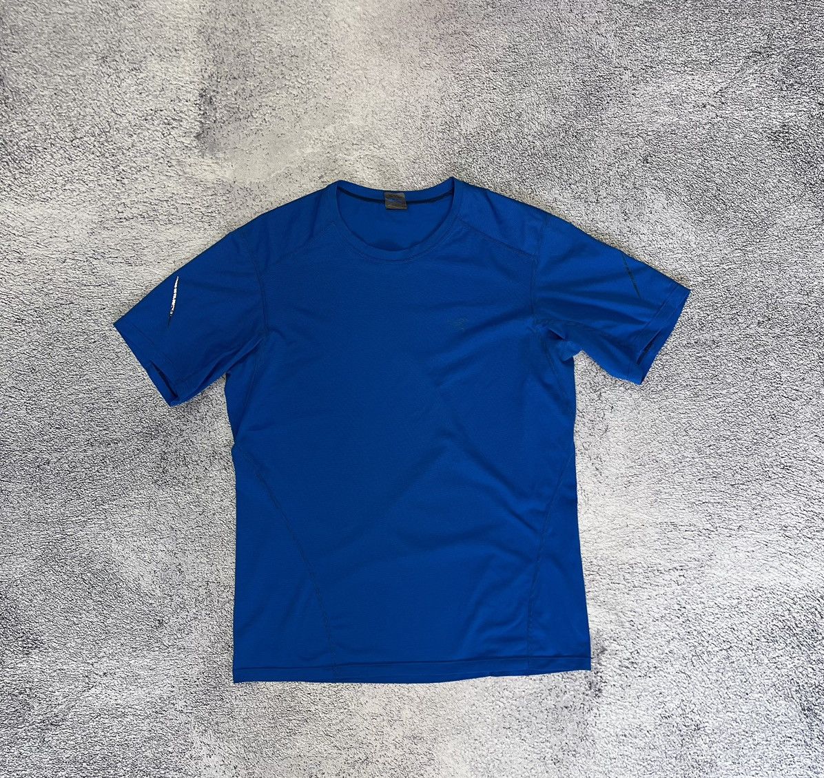 Arc'teryx ARCTERYX Men’s T- Shirt Short Sleeve Logo Vintage Size M Size US M / EU 48-50 / 2 - 1 Thumbnail