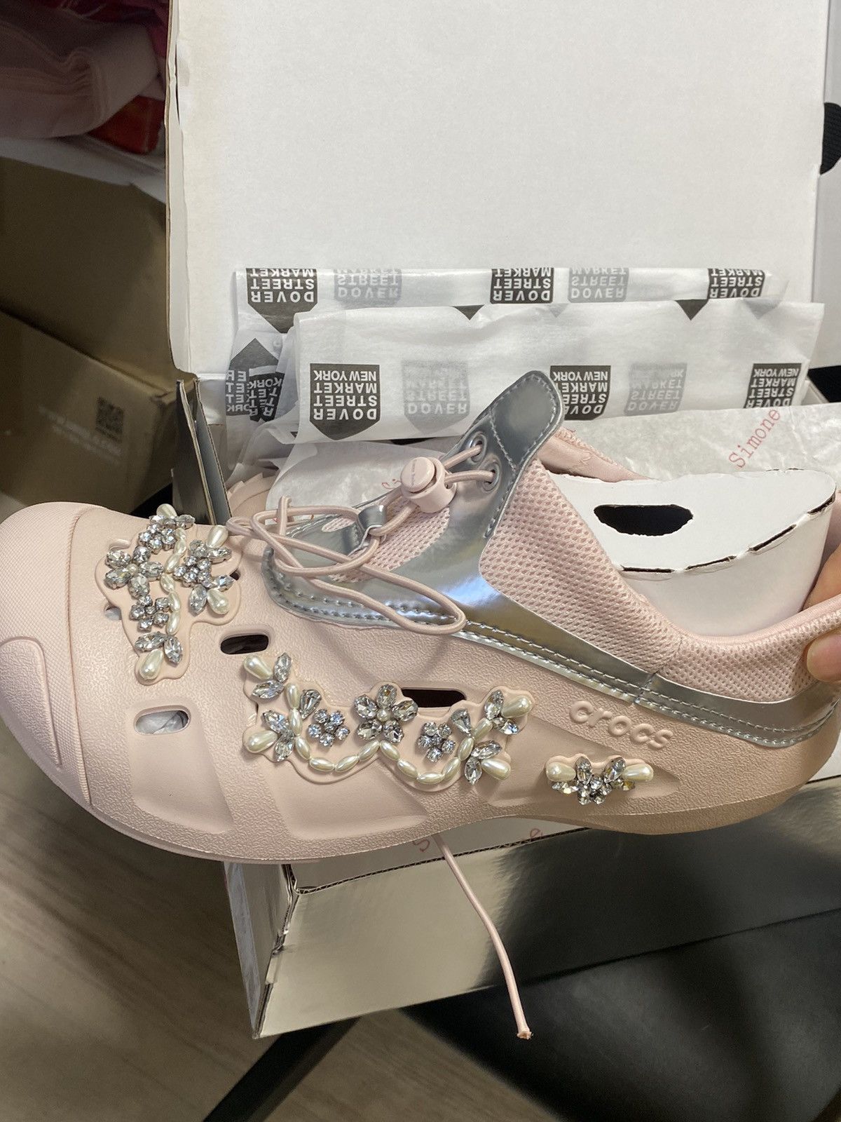 Crocs × Simone Rocha simone rocha crocs quick trail low Size US 12 / EU 45 - 2 Thumbnail