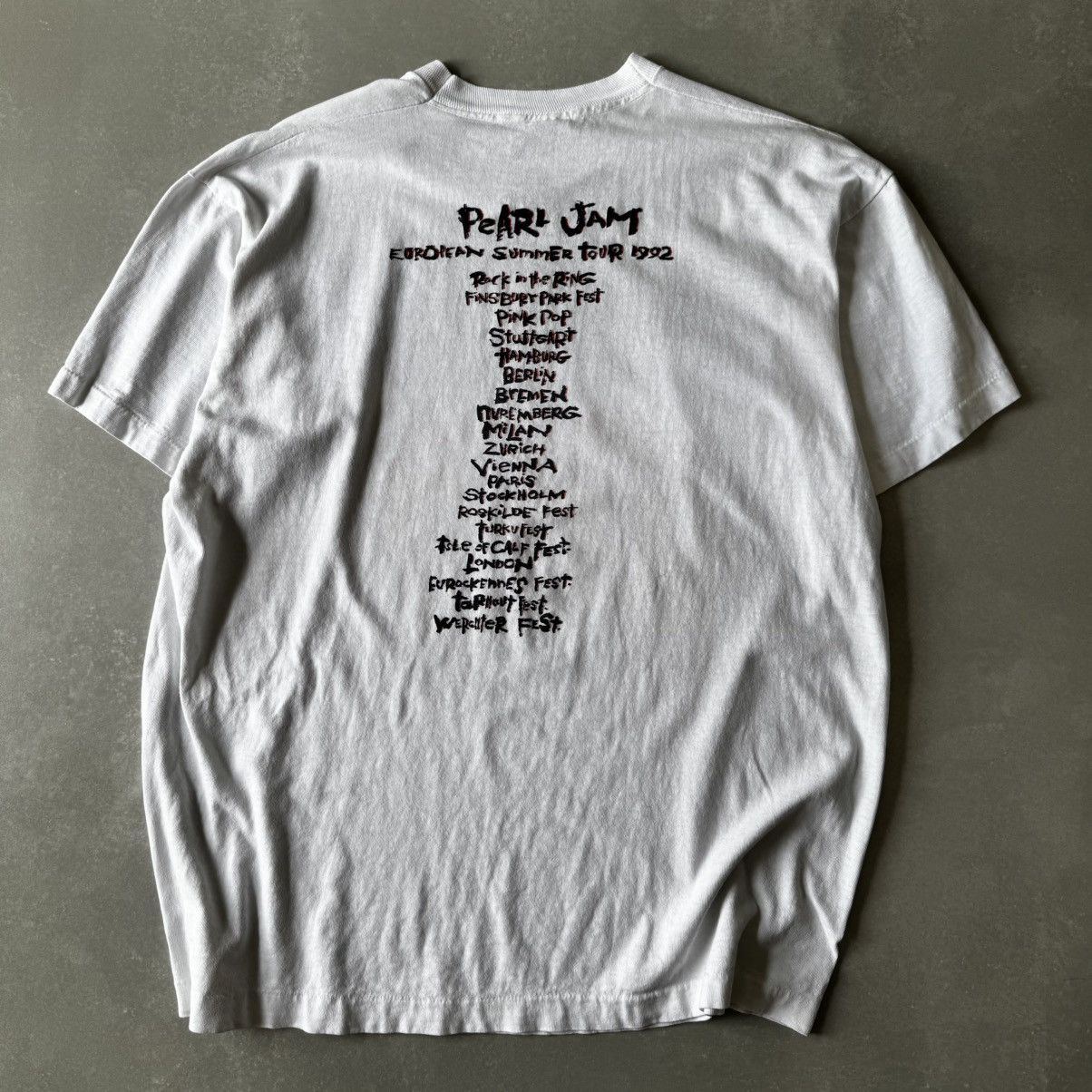 Band Tees Rare Vintage Pearl Jam 1992 Don’t Give Up tee Size US XL / EU 56 / 4 - 2 Thumbnail