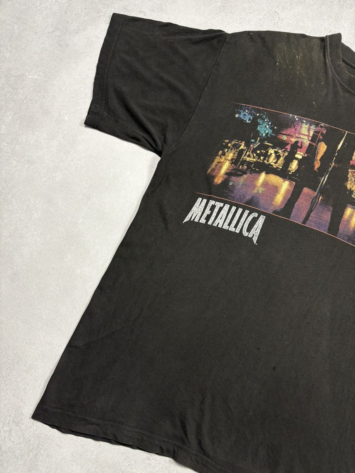 Band Tees Metallica S&M Symphony 1999 Tour Vintage Band Tee XL 90s Size US XL / EU 56 / 4 - 4 Thumbnail