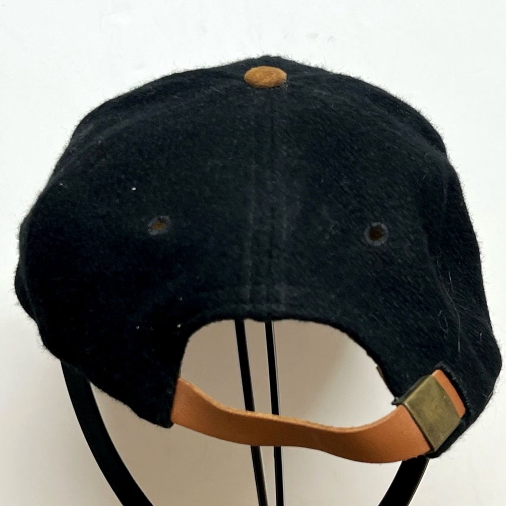 Vintage VINTAGE Fiddlers Elbow Wool Leather Hat Cap Strap Back Adjustable Golf Golfing Baseball Cap Men One Size Black Cap Size ONE SIZE - 4 Thumbnail