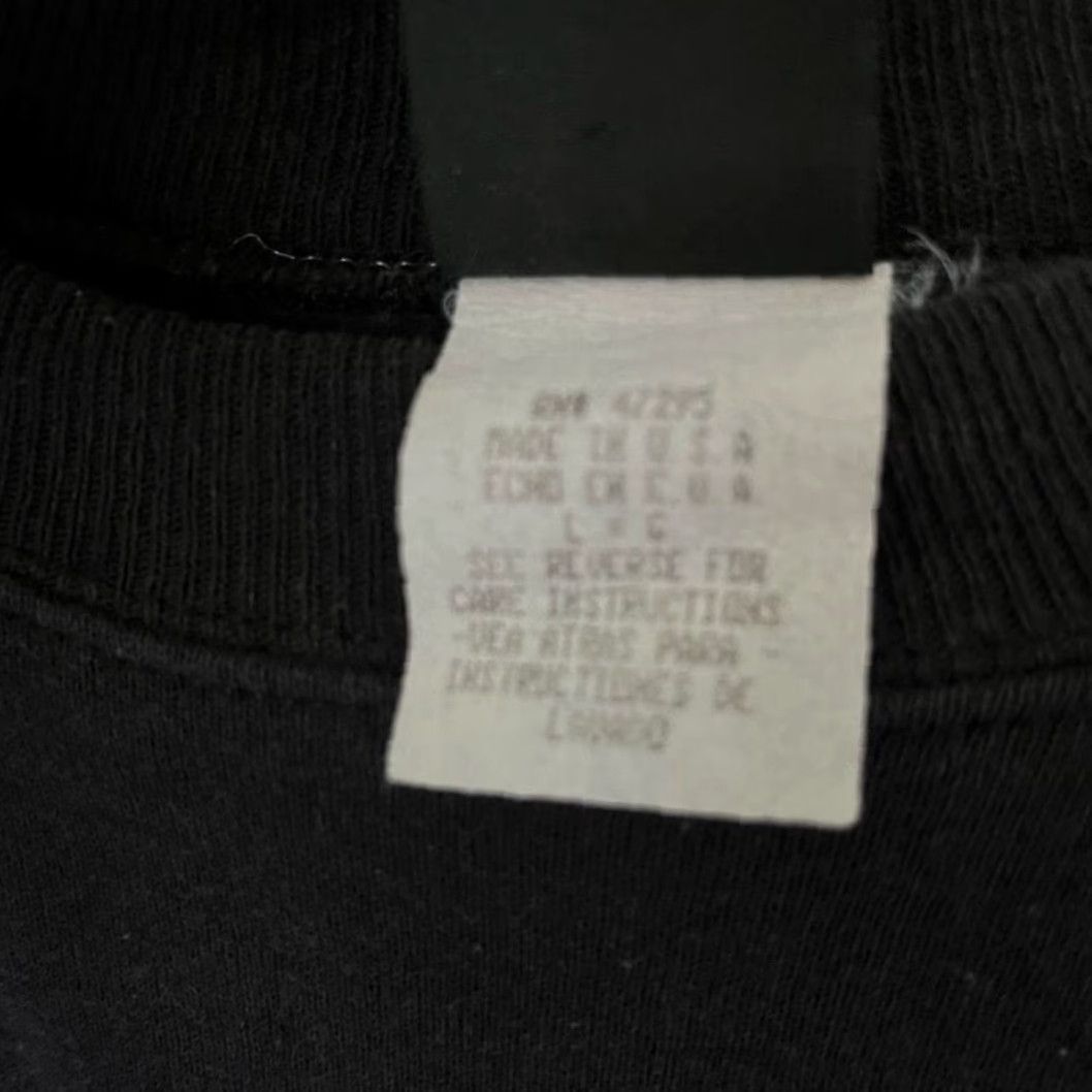 Mickey Unlimited VINTAGE Disney Mickey Unlimited Triple Black Crew Neck Sweater L Women's Mens Size L Black 90s Crew Neck Sweater Mens Womens L Size L / US 10 / IT 46 - 4 Thumbnail