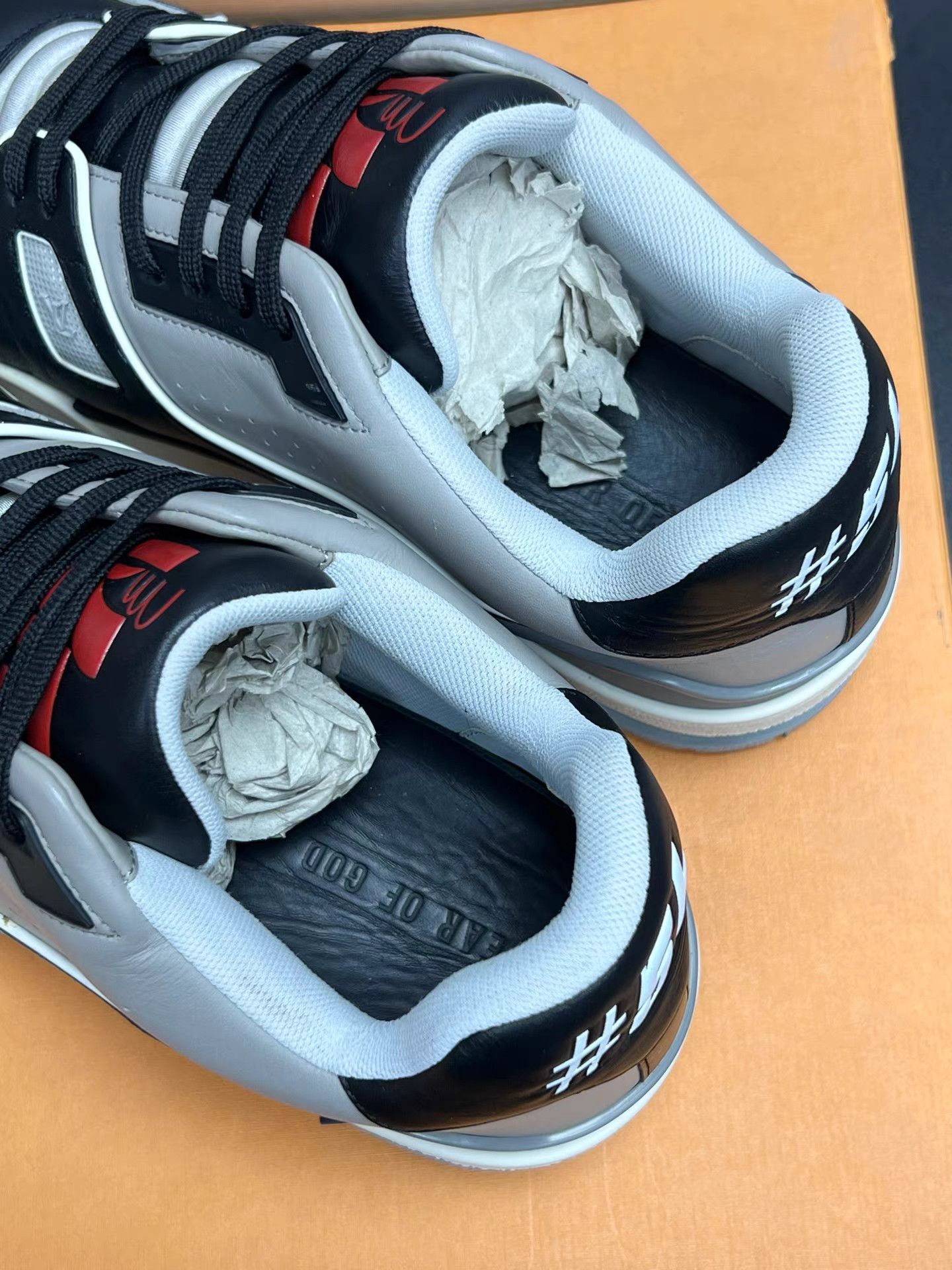 Louis Vuitton Louis Vuitton LV Trainer Sneakers K15 Size US 9 / EU 42 - 4 Thumbnail