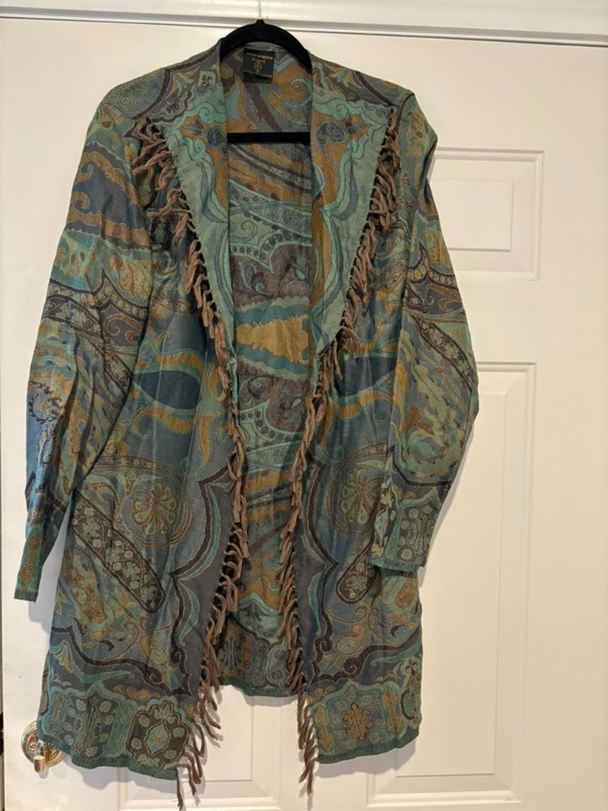 Designer Woman's sz M Neva Designs fringed blue/green jacket #647 Size M / US 6-8 / IT 42-44 - 1 Thumbnail