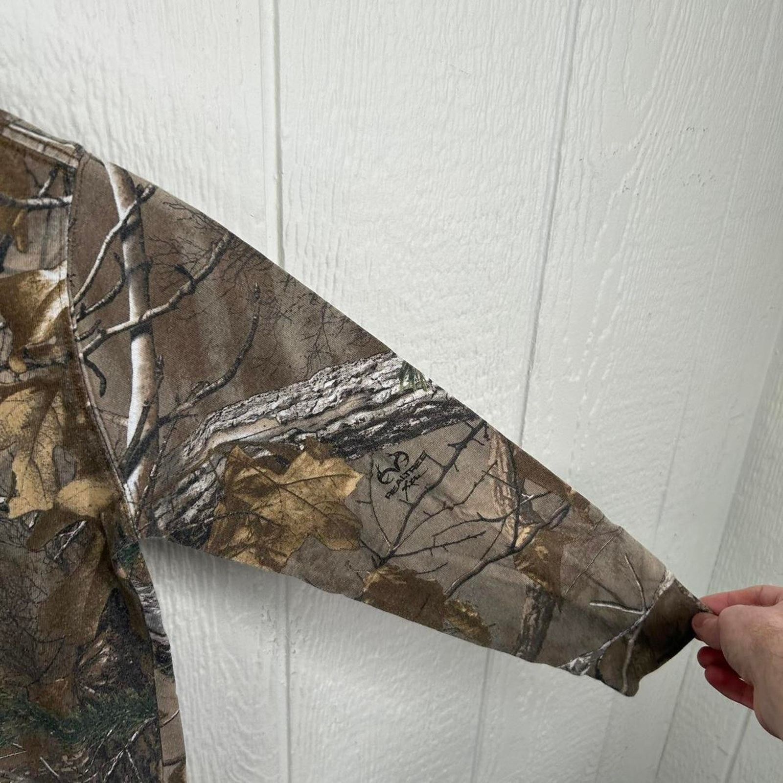 Realtree Y2K Realtree Forest Camo Long Sleeve Tee Size Small Size US S / EU 44-46 / 1 - 6 Thumbnail