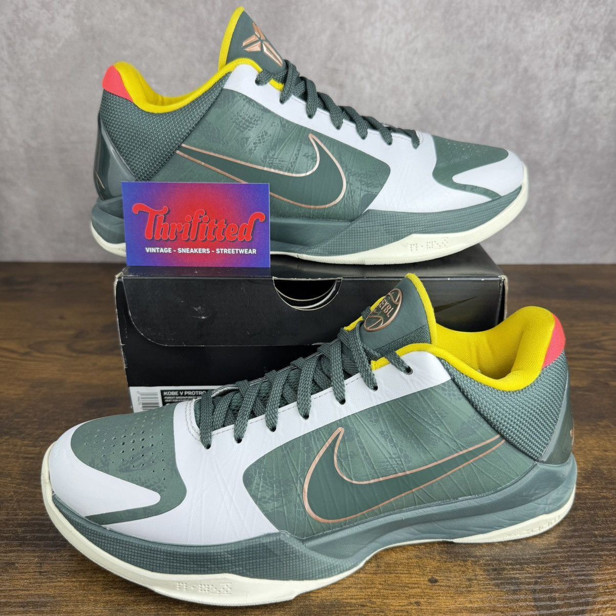 Nike Nike Zoom Kobe 5 Protro EYBL Girls 2020 Size 9.5 CD4991-300 Size US 9.5 / EU 42-43 - 1 Thumbnail