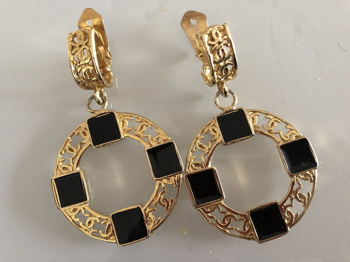 Chanel CHANEL GRIPOIX Earrings Size ONE SIZE - 1 Thumbnail