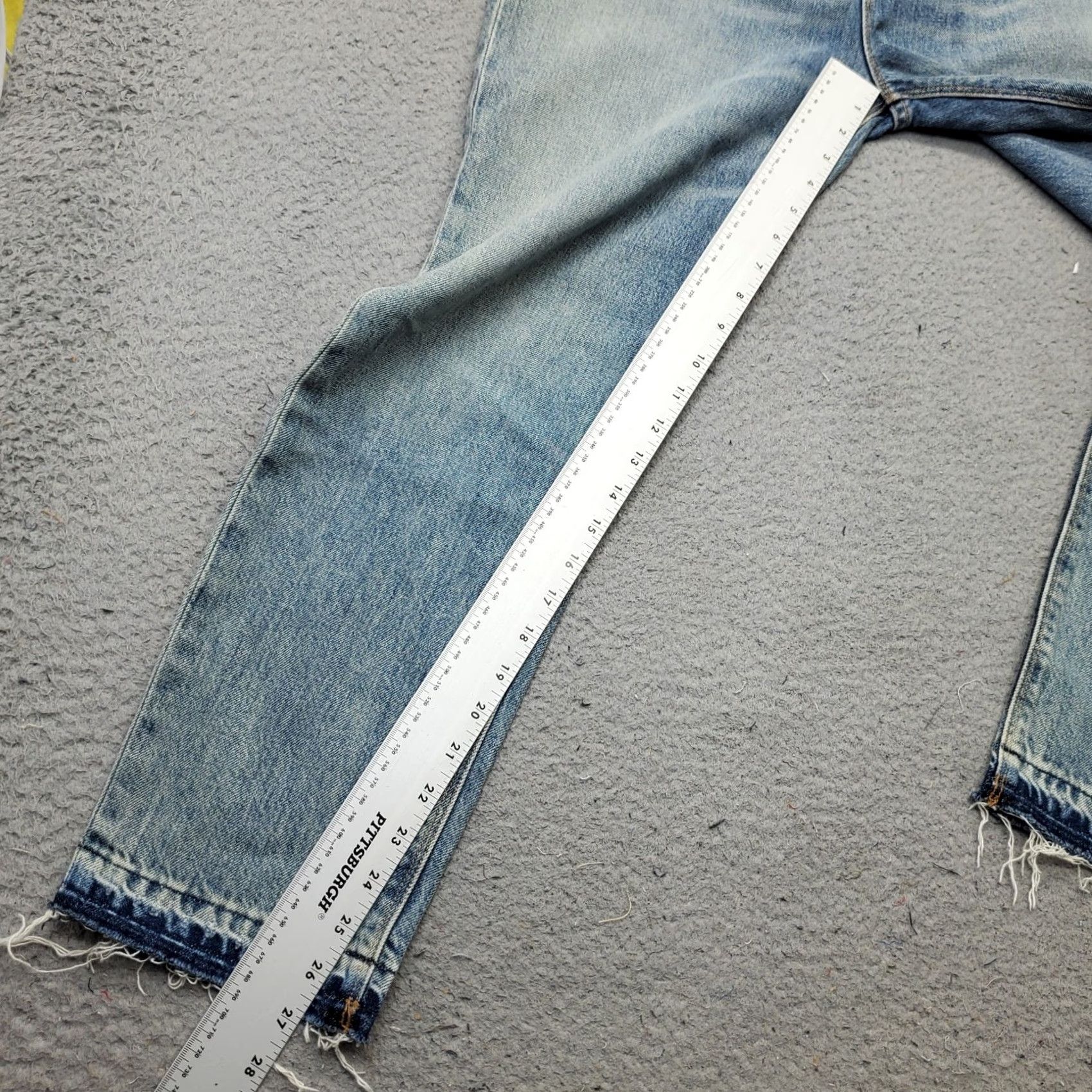 Hudson Hudson Womens Size 26 Jeans Blue Distressed Button Fly Boyfriend Relaxed Recoil 5-Pocket Denim Straight Leg Pants/scripts Size 26" / US 2 / IT 38 - 4 Thumbnail
