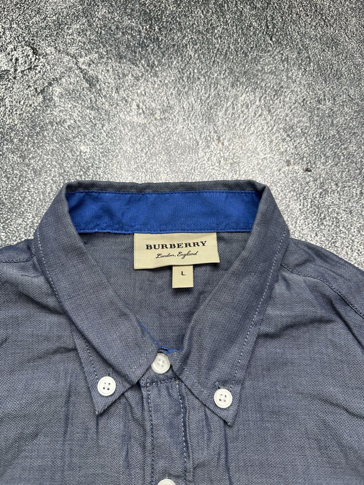 Burberry Burberry Vintage Shirt Button Ups Logo Rare Size US L / EU 52-54 / 3 - 2 Thumbnail