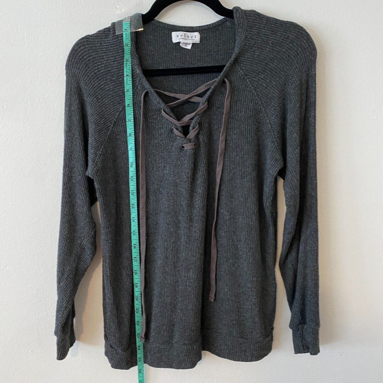 Other VELVET Graham & Spencer Gray Laceup VFront Long Sleeve Top Size XS / US 0-2 / IT 36-38 - 4 Thumbnail