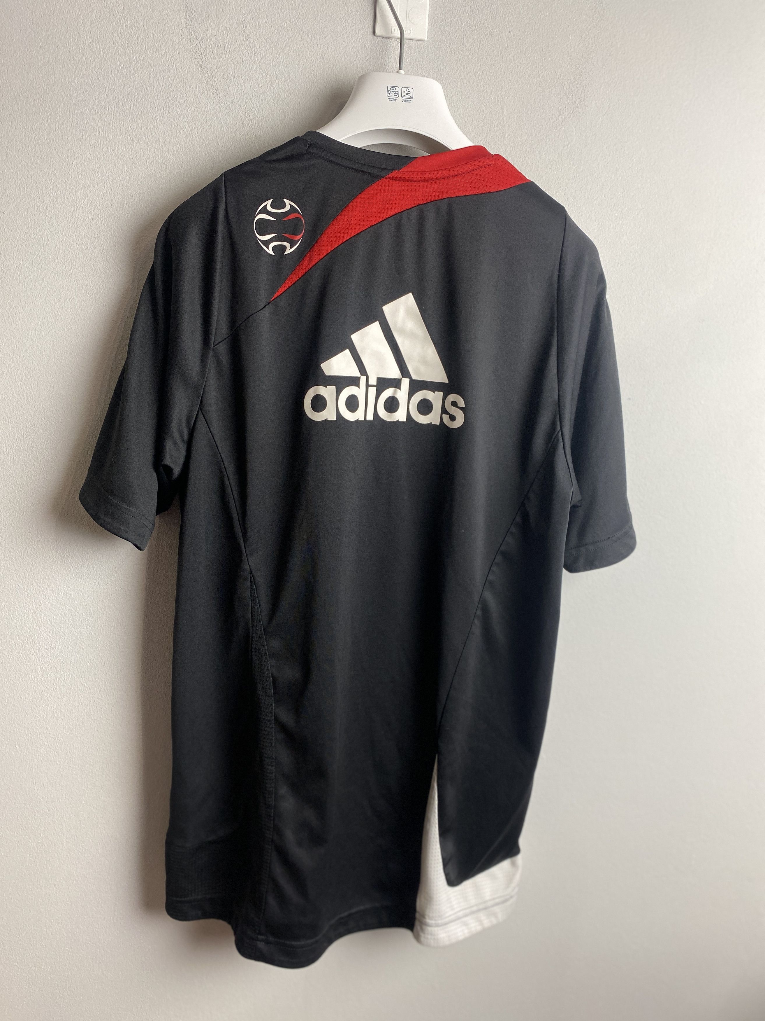 Adidas Adidas Liverpool soccer jersey sport blokecore y2k opium Size US S / EU 44-46 / 1 - 6 Thumbnail