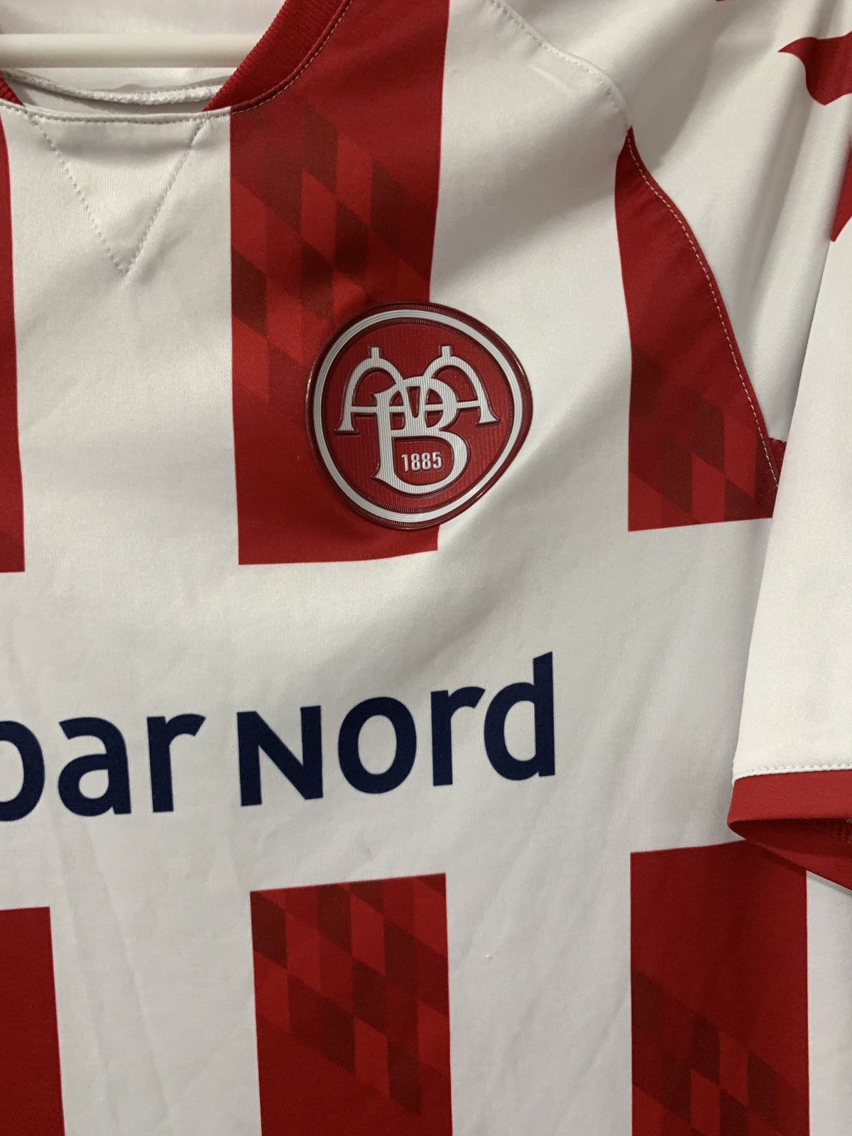 Hummel Aalborg BK 2017/18 Home Football Shirt Hummel Soccer Jersey Size US S / EU 44-46 / 1 - 10 Thumbnail